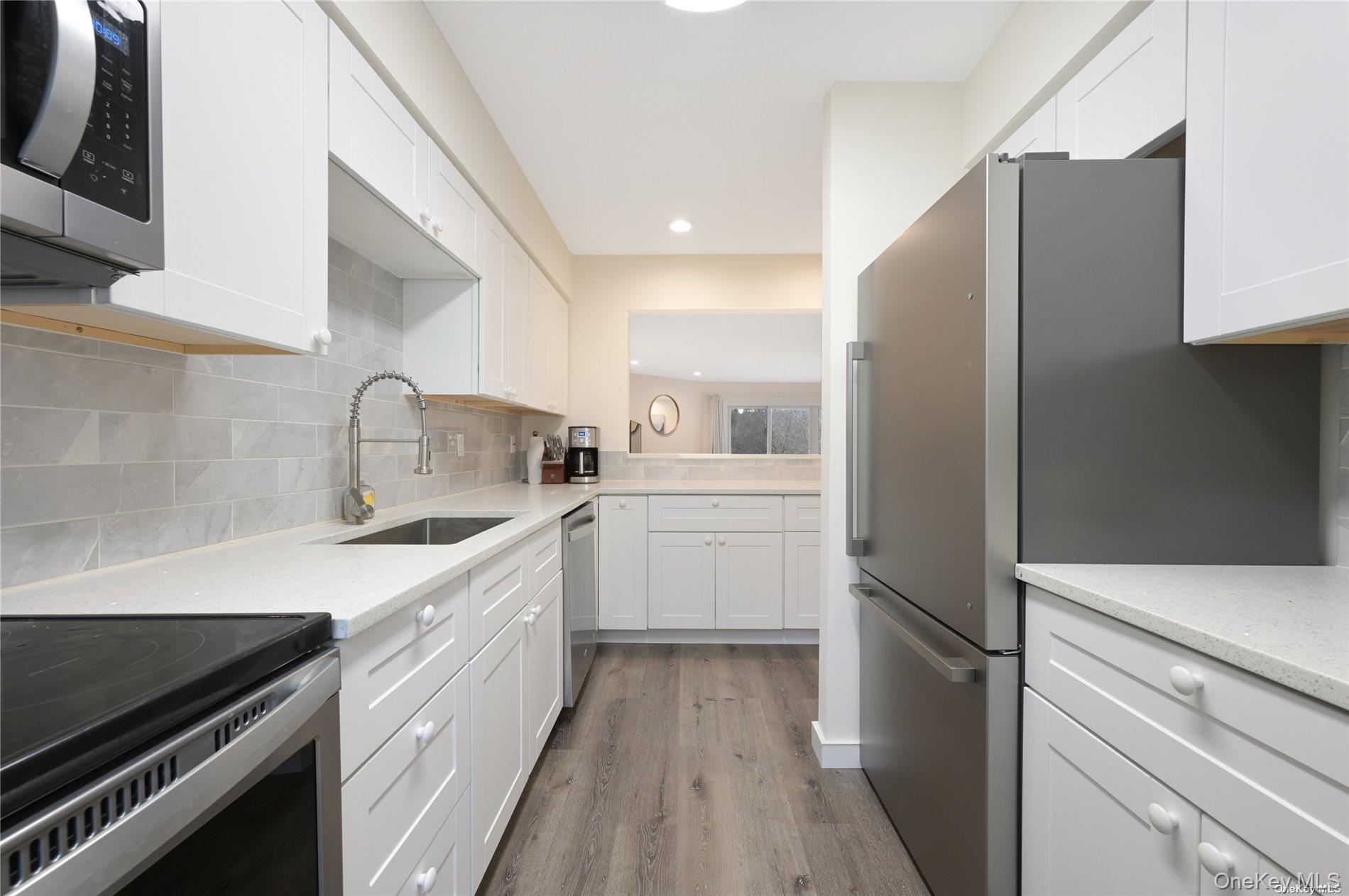 34 MONTAUK HIGHWAY # 12, Westhampton, NY 11977