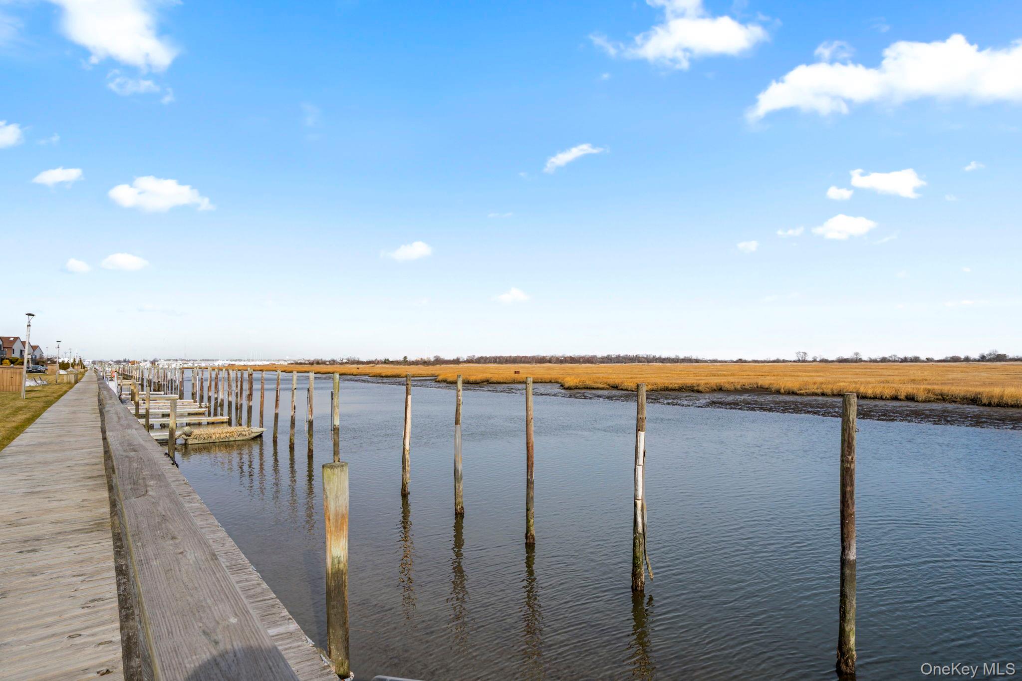 1 Anchorage # 101, Freeport, NY 11520