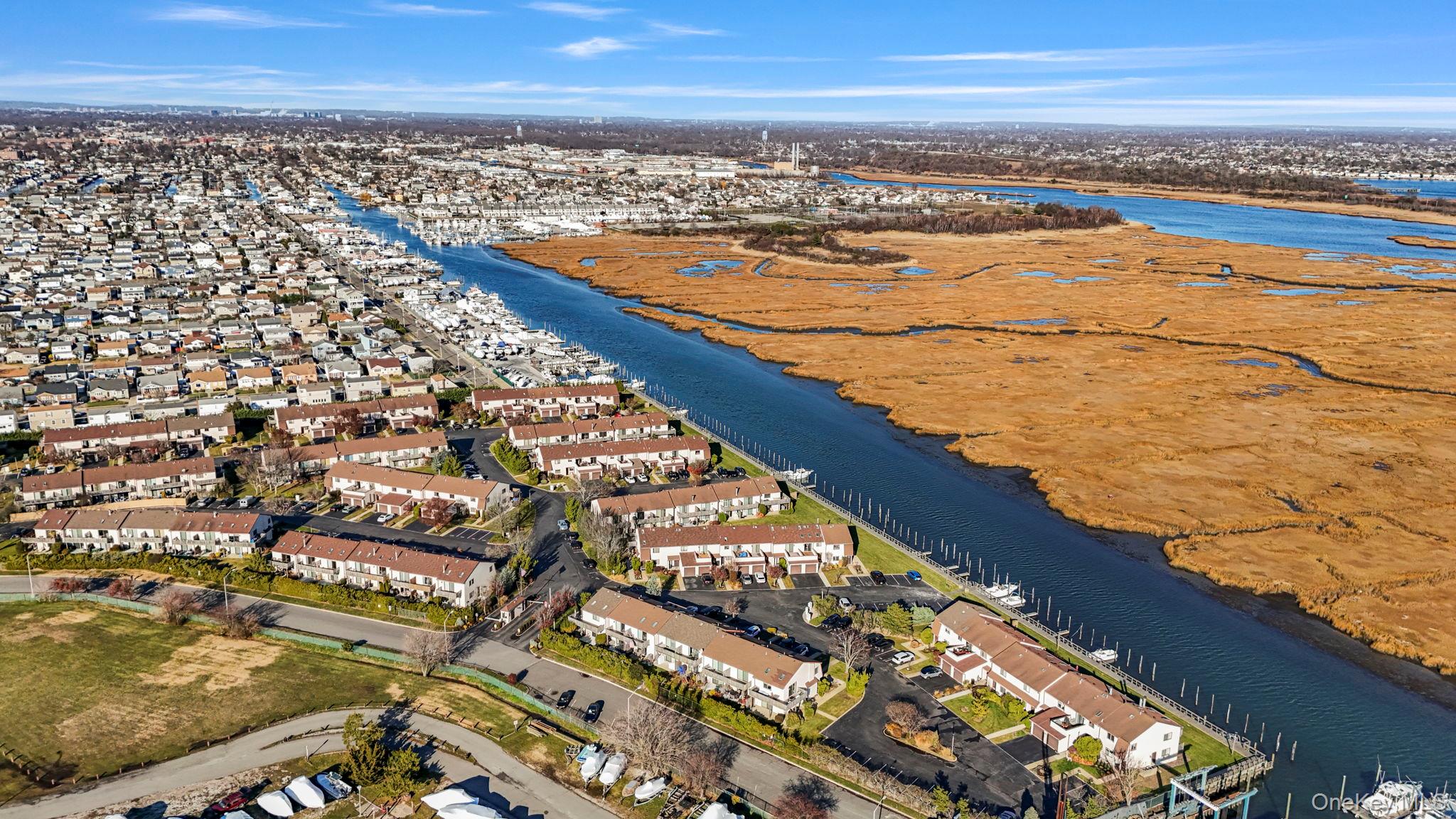 1 Anchorage # 101, Freeport, NY 11520