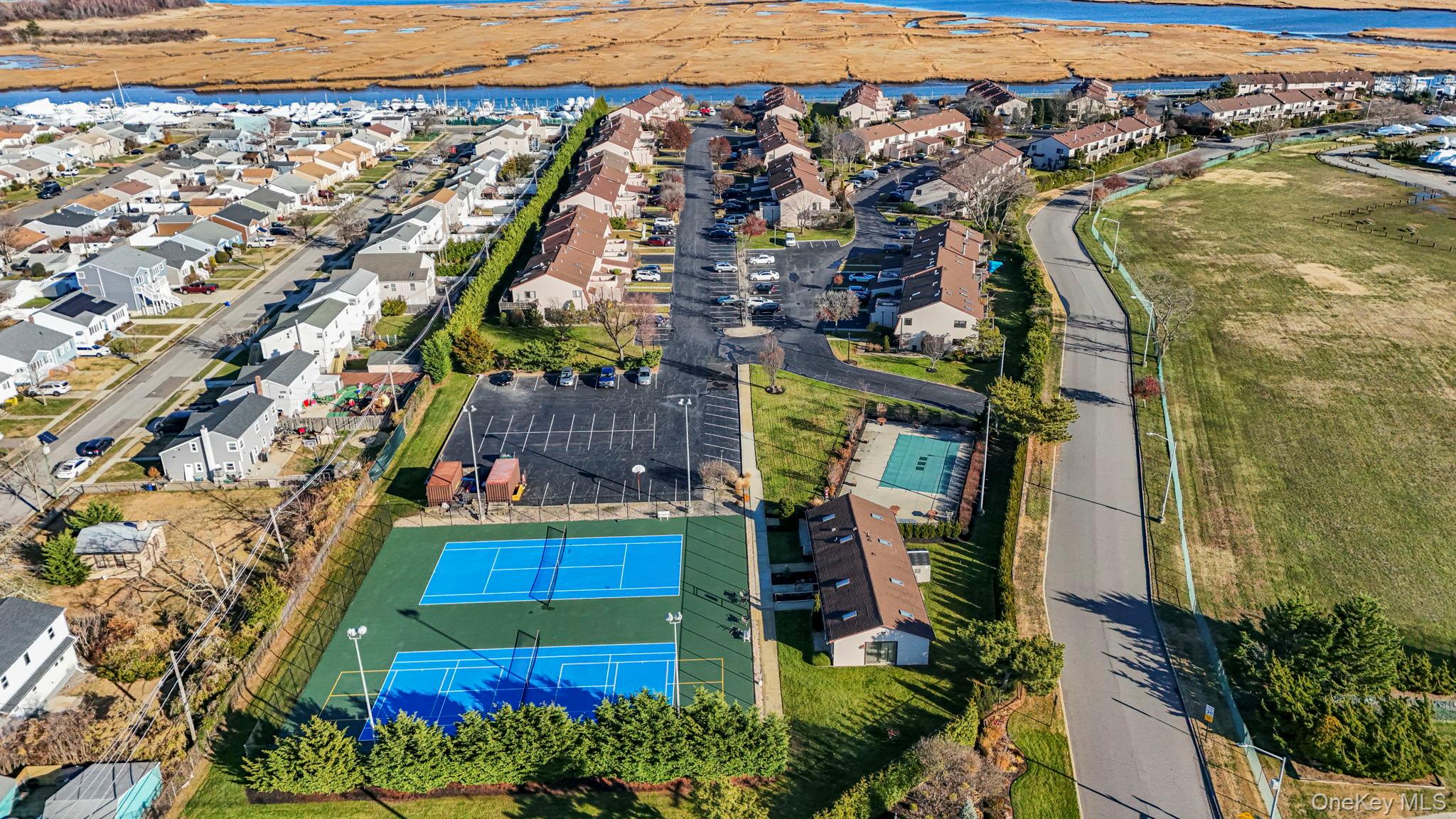 1 Anchorage # 101, Freeport, NY 11520