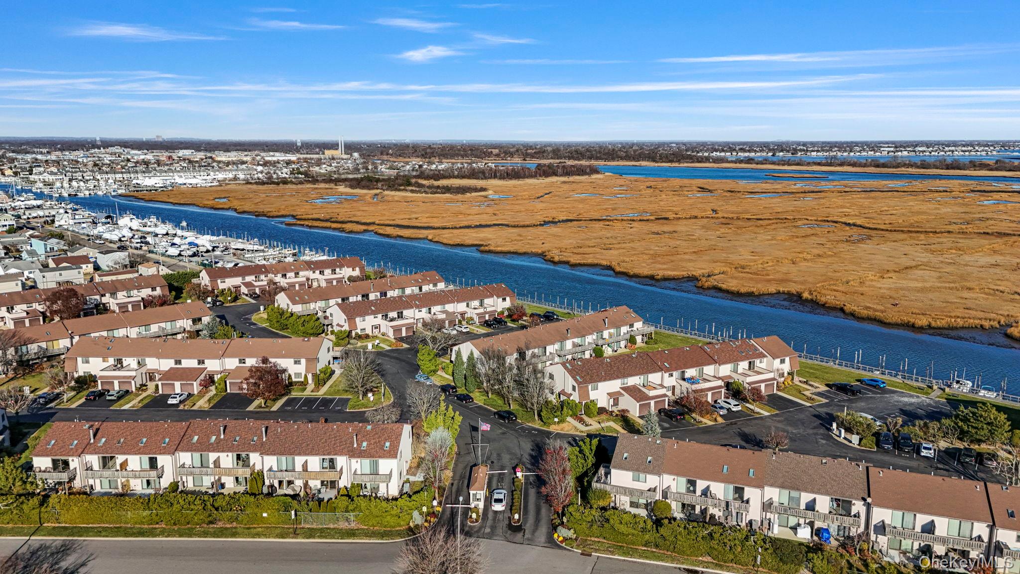 1 Anchorage # 101, Freeport, NY 11520