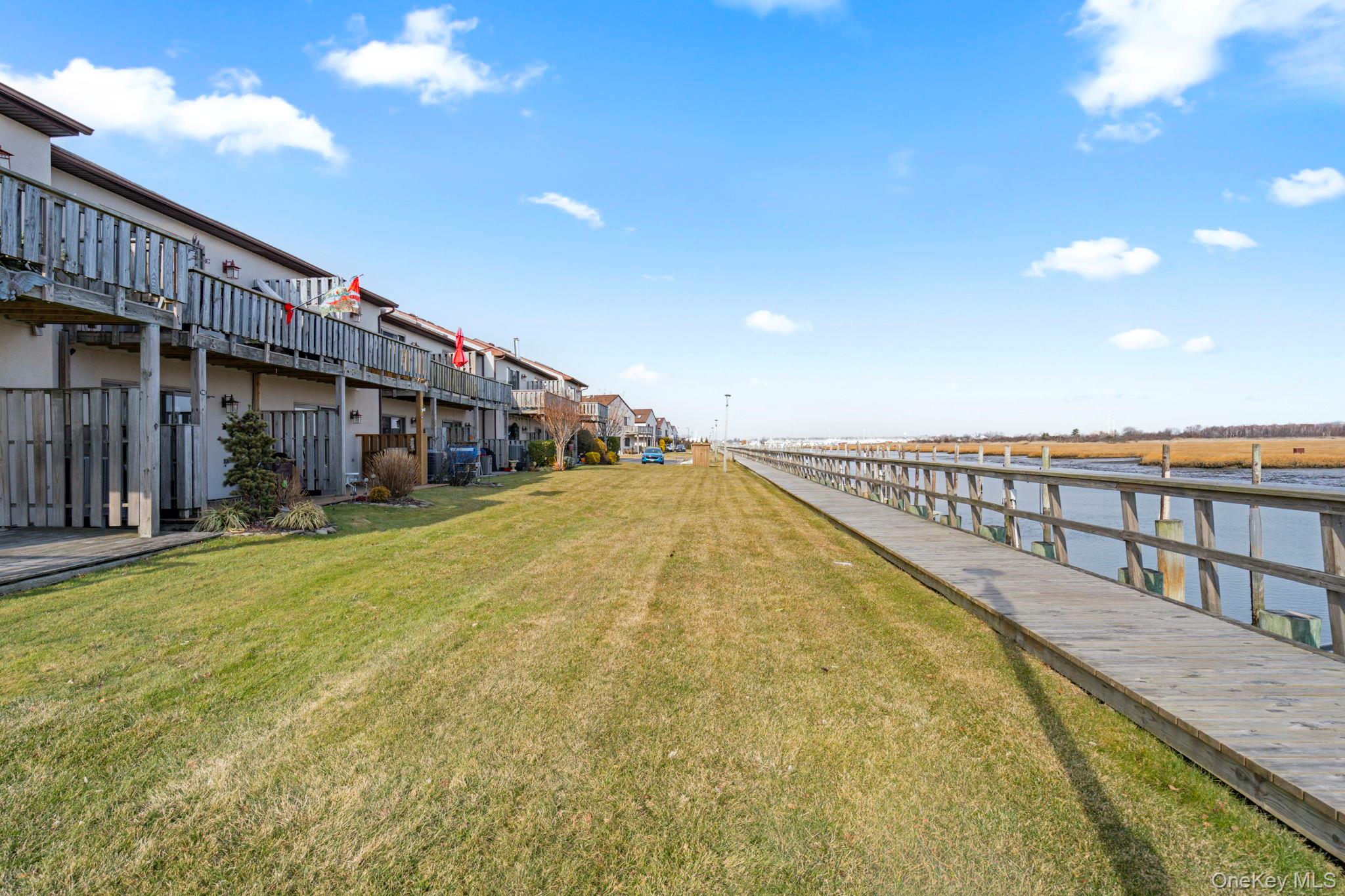 1 Anchorage # 101, Freeport, NY 11520