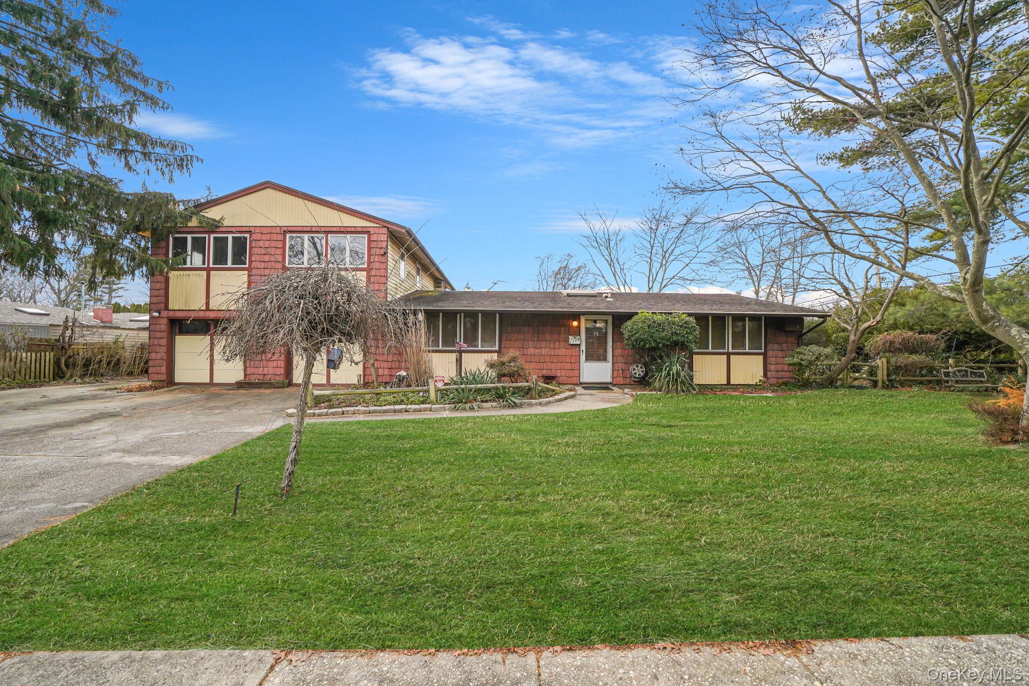 1344 Boston Avenue, Bay Shore, NY 11706