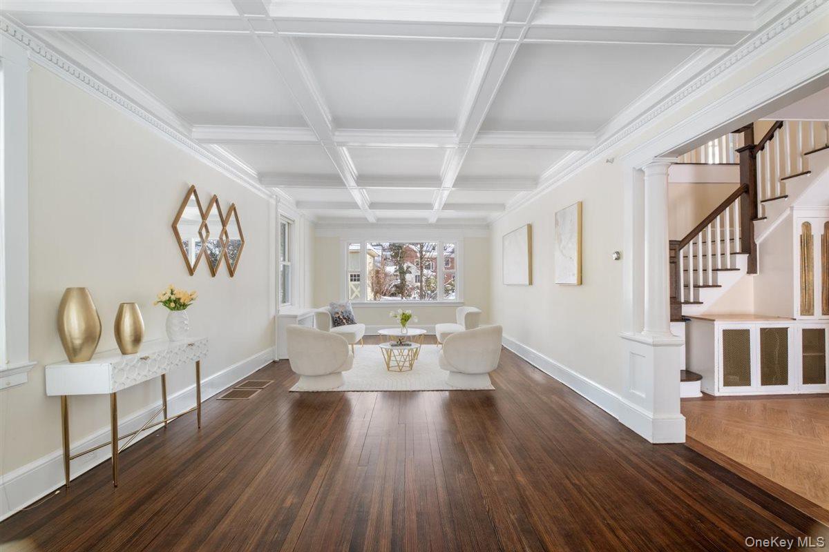 47 Elk Avenue, New Rochelle, NY 10804