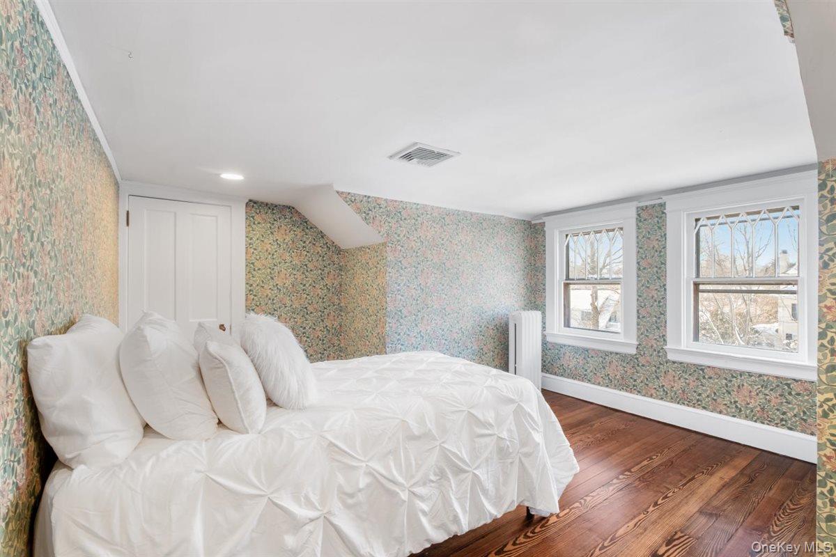 47 Elk Avenue, New Rochelle, NY 10804