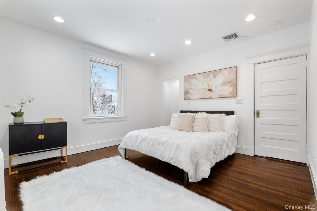 47 Elk Avenue, New Rochelle, NY 10804