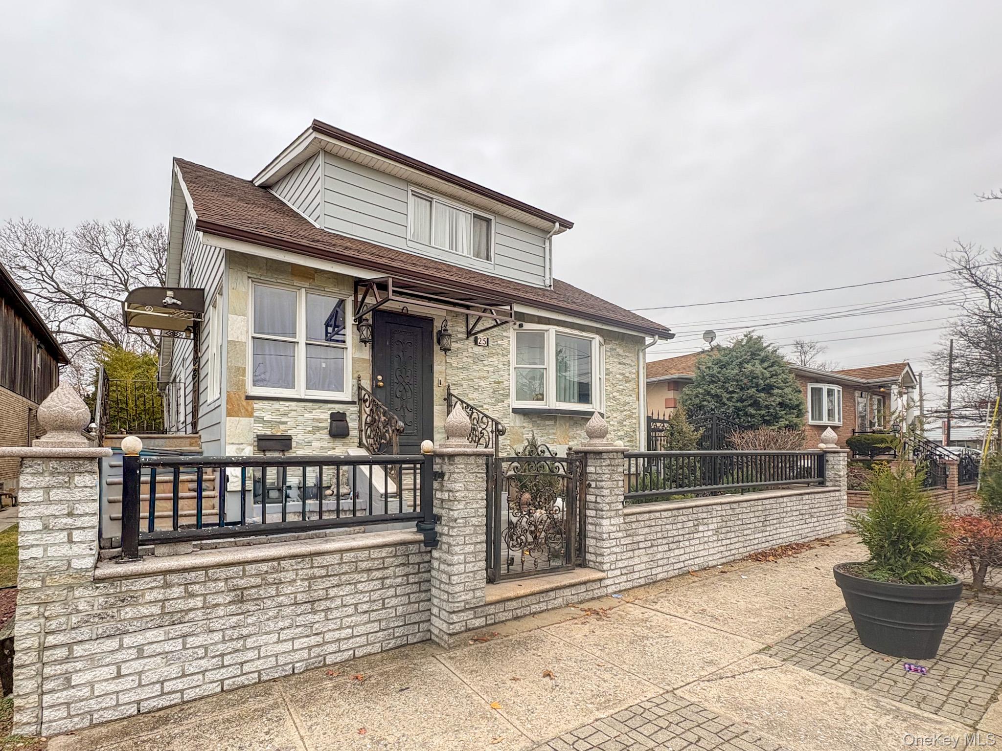 Valley Stream, NY 11580