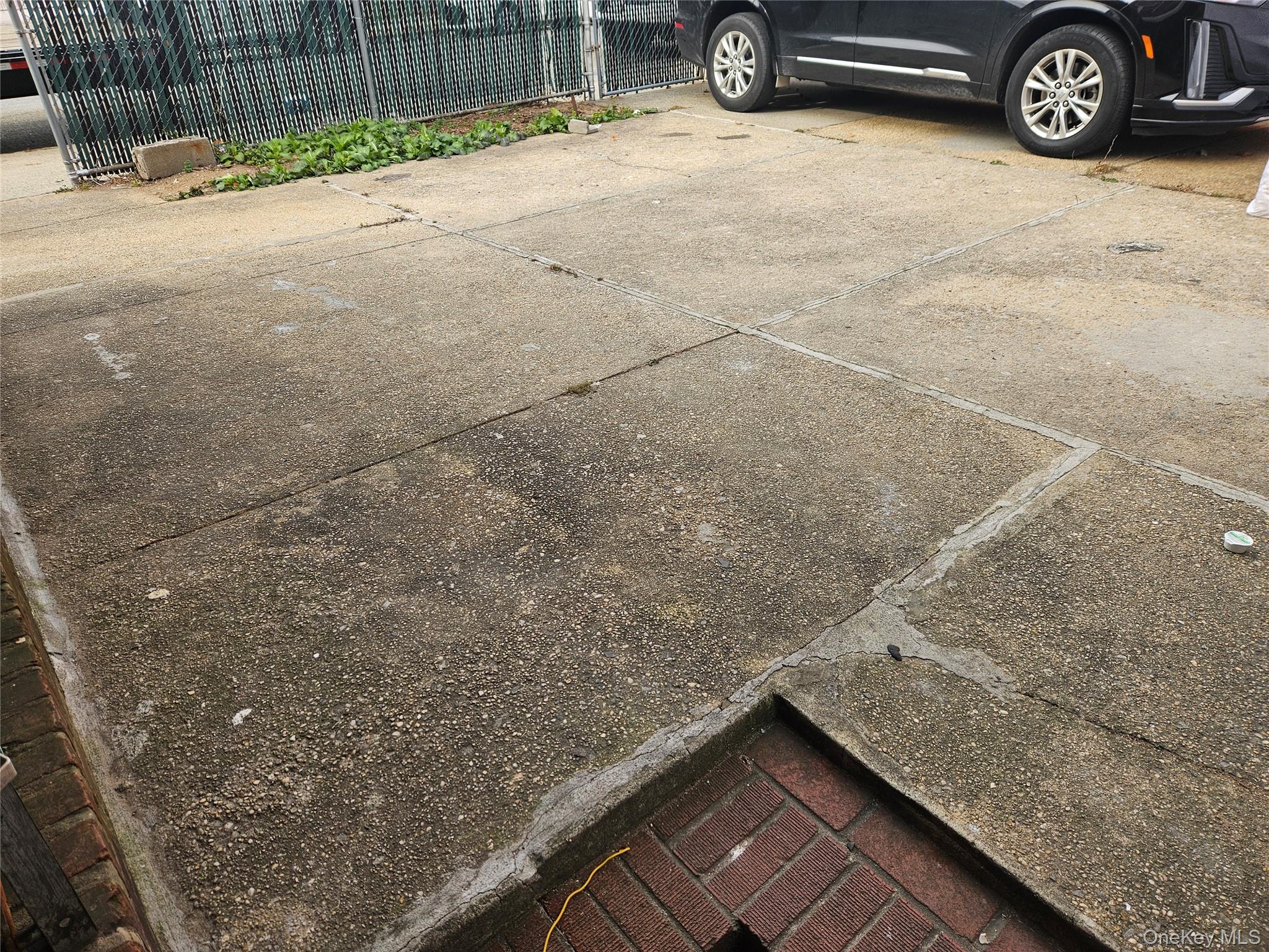 699 Conduit Boulevard N, Brooklyn, NY 11208