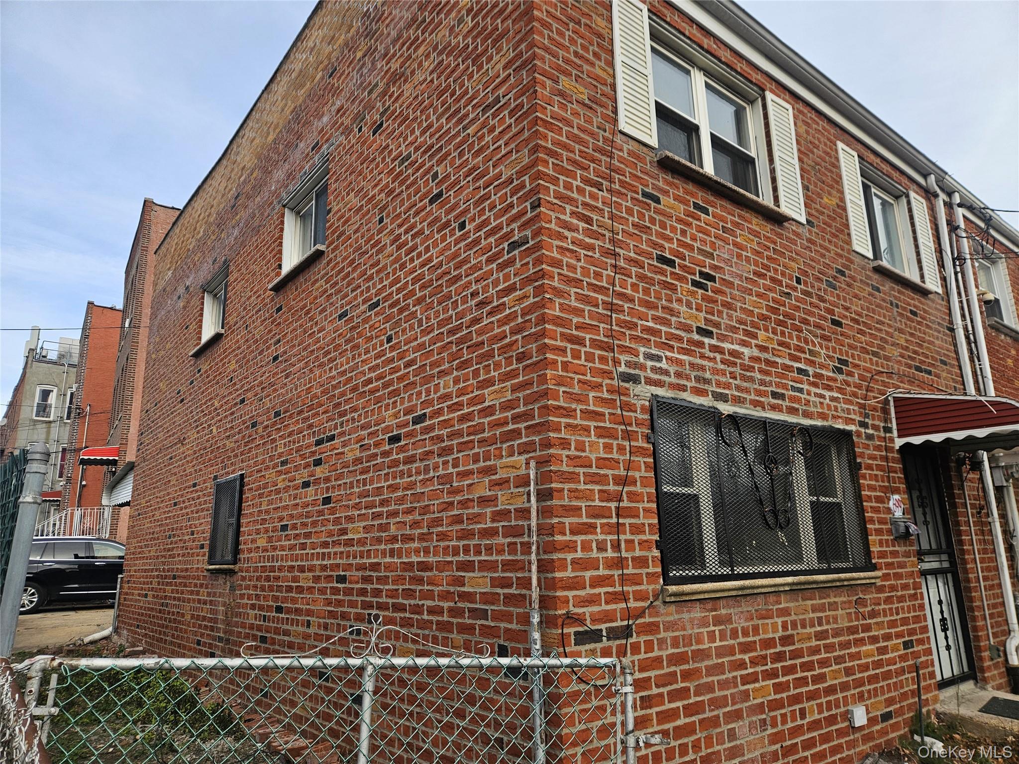 699 Conduit Boulevard N, Brooklyn, NY 11208