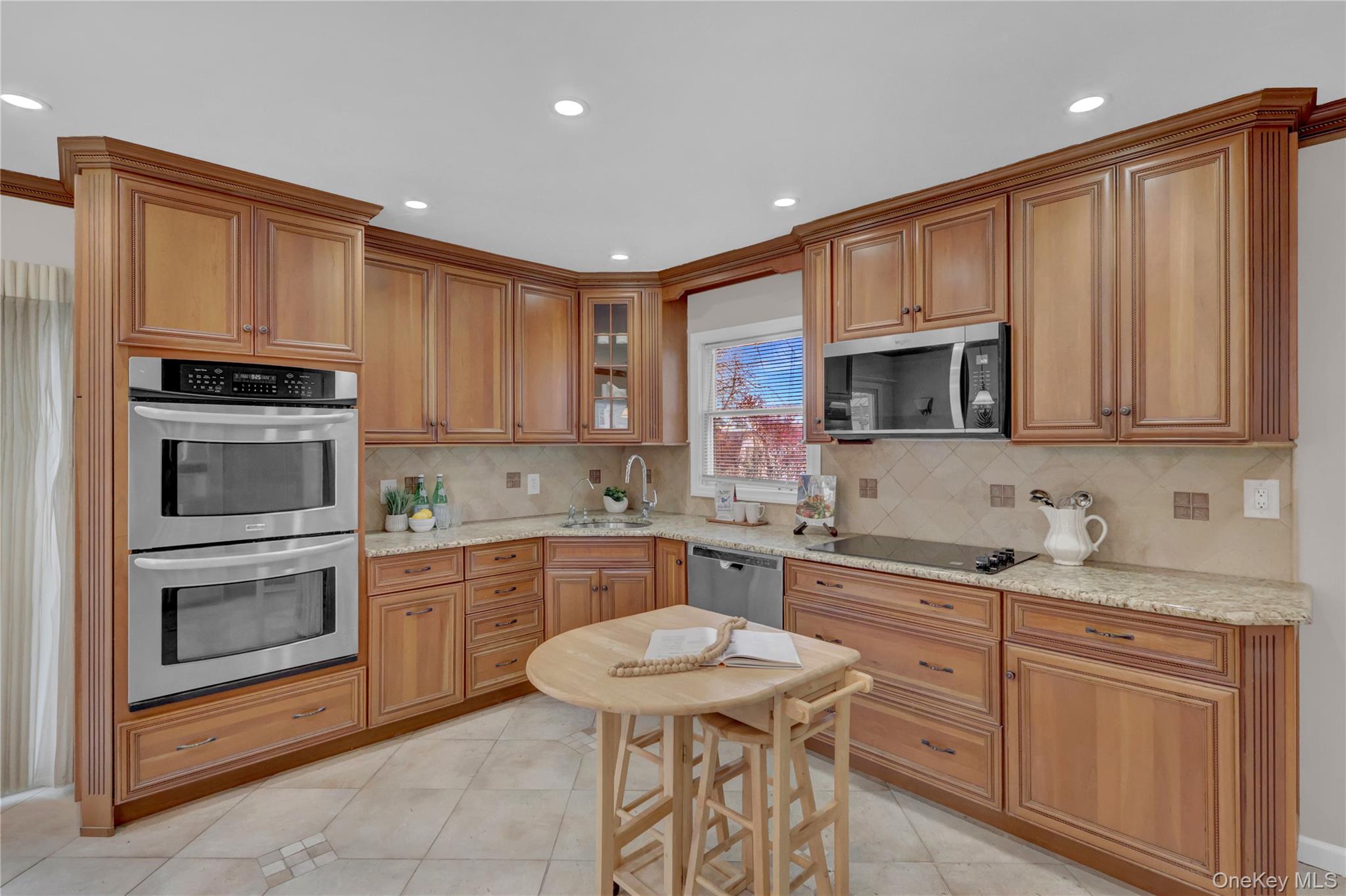 781 Union Drive, Uniondale, NY 11553