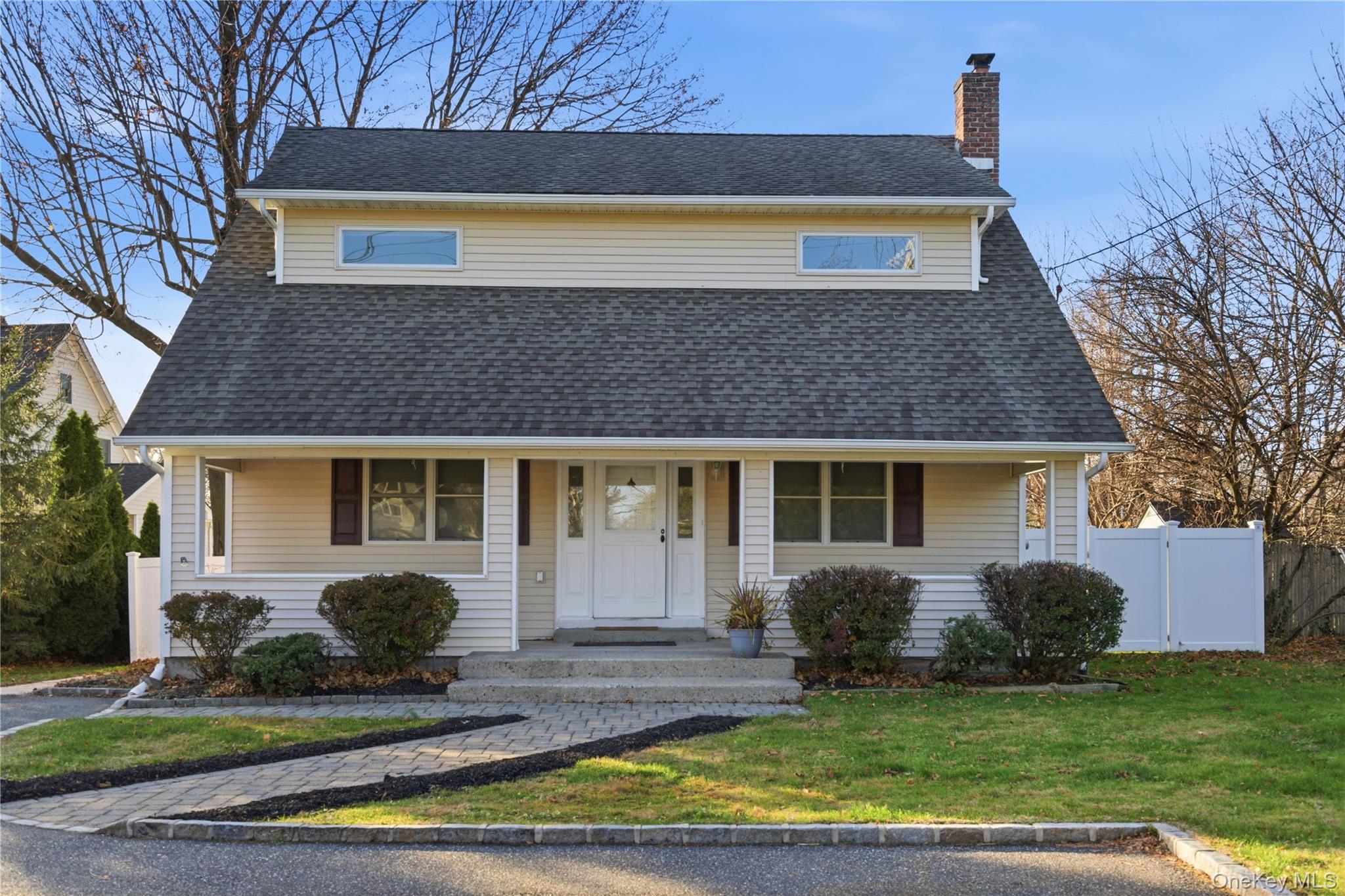 125 Broadway, Greenlawn, NY 11740