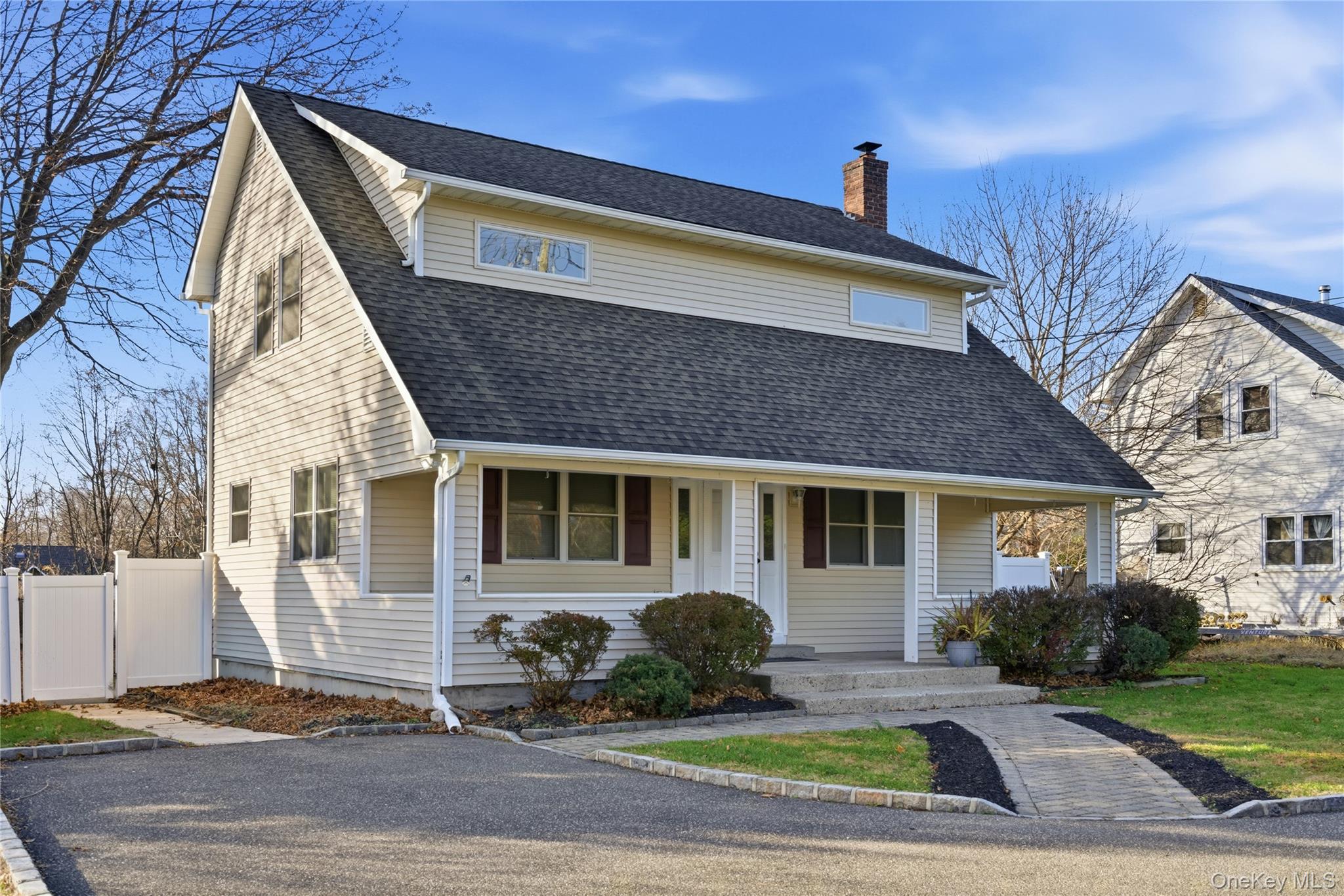 125 Broadway, Greenlawn, NY 11740