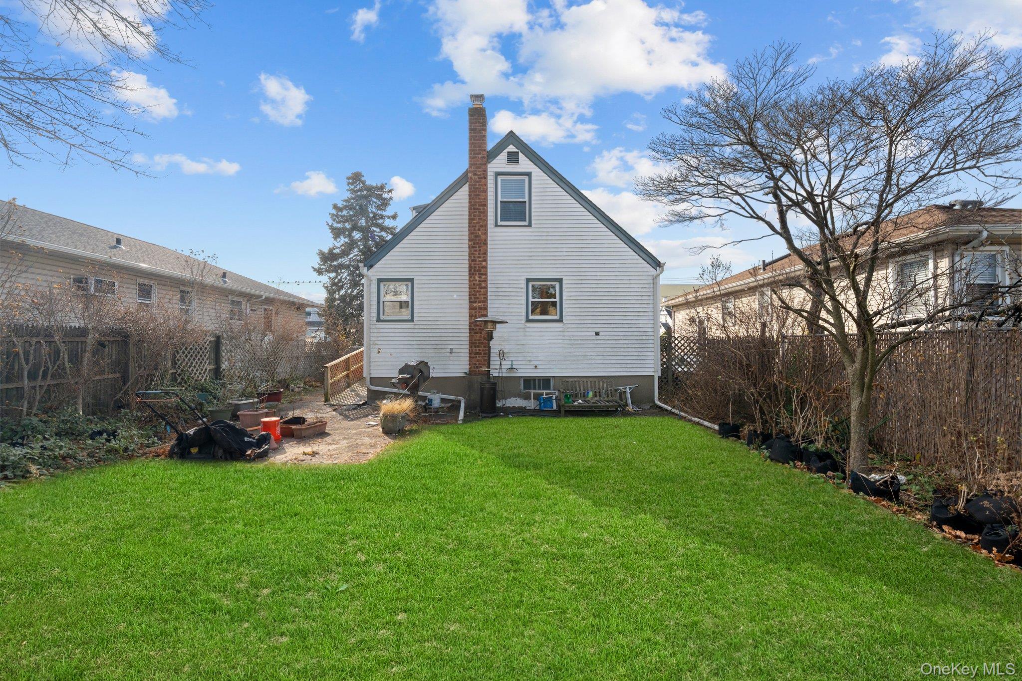 135 Casper Street, Valley Stream, NY 11580