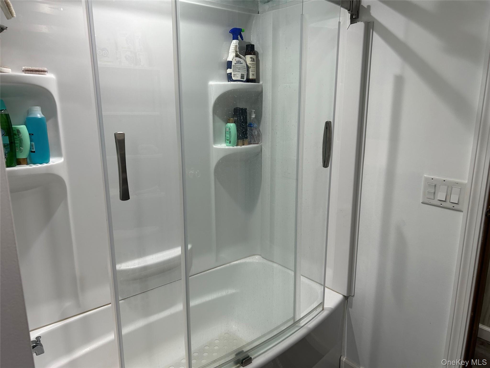 309-15 Fanning Boulevard, Riverhead, NY 11901