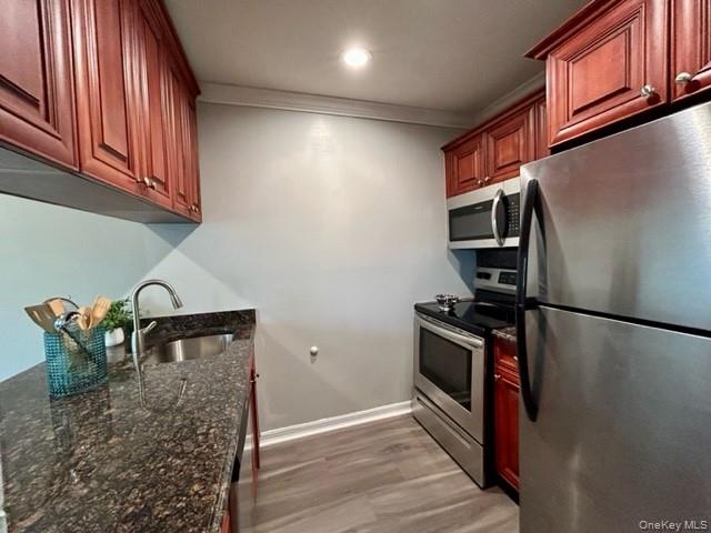 184 Hallock Road # 3A2, Lake Grove, NY 11755