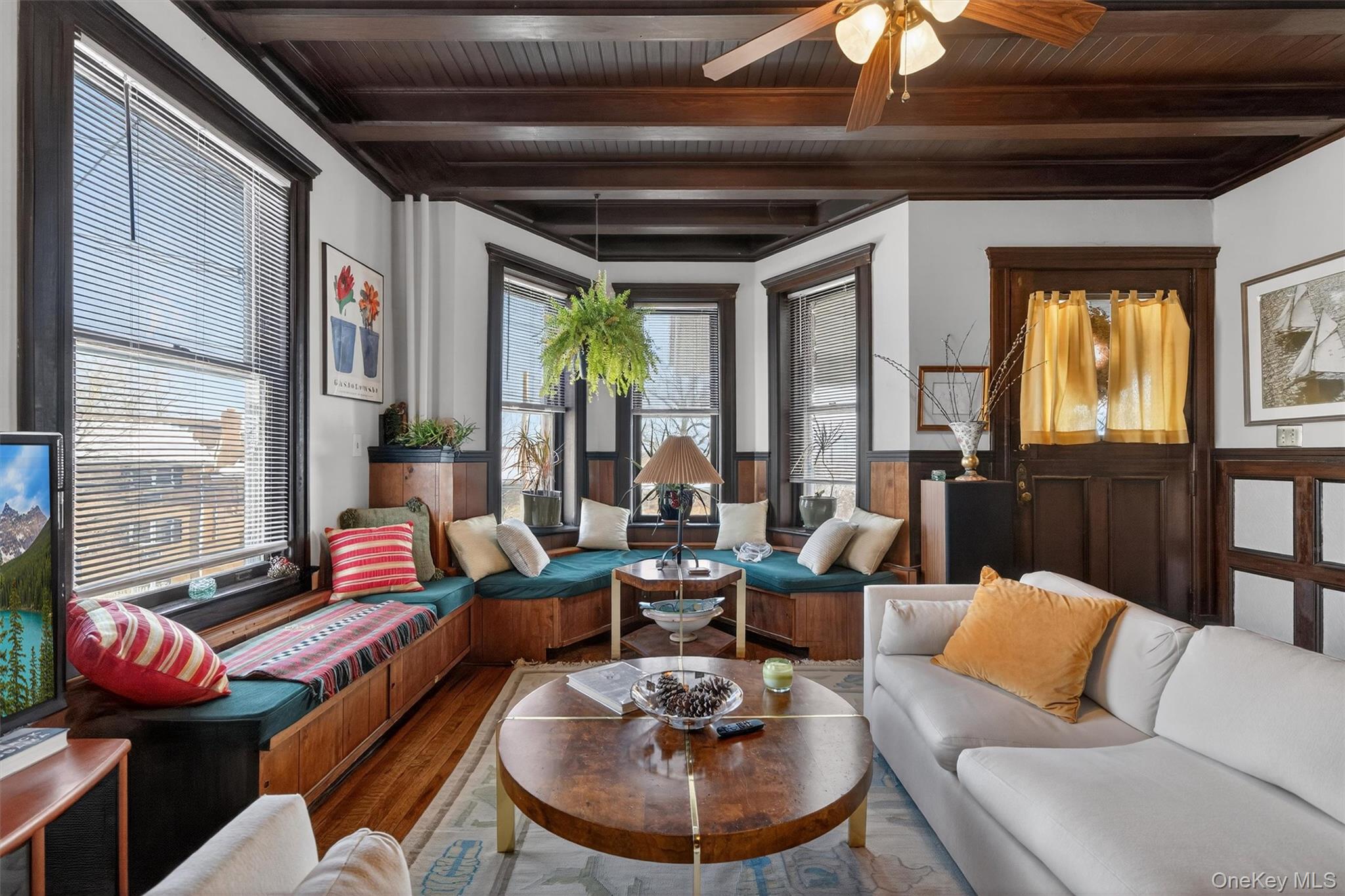 54 Leroy Place, Newburgh, NY 12550