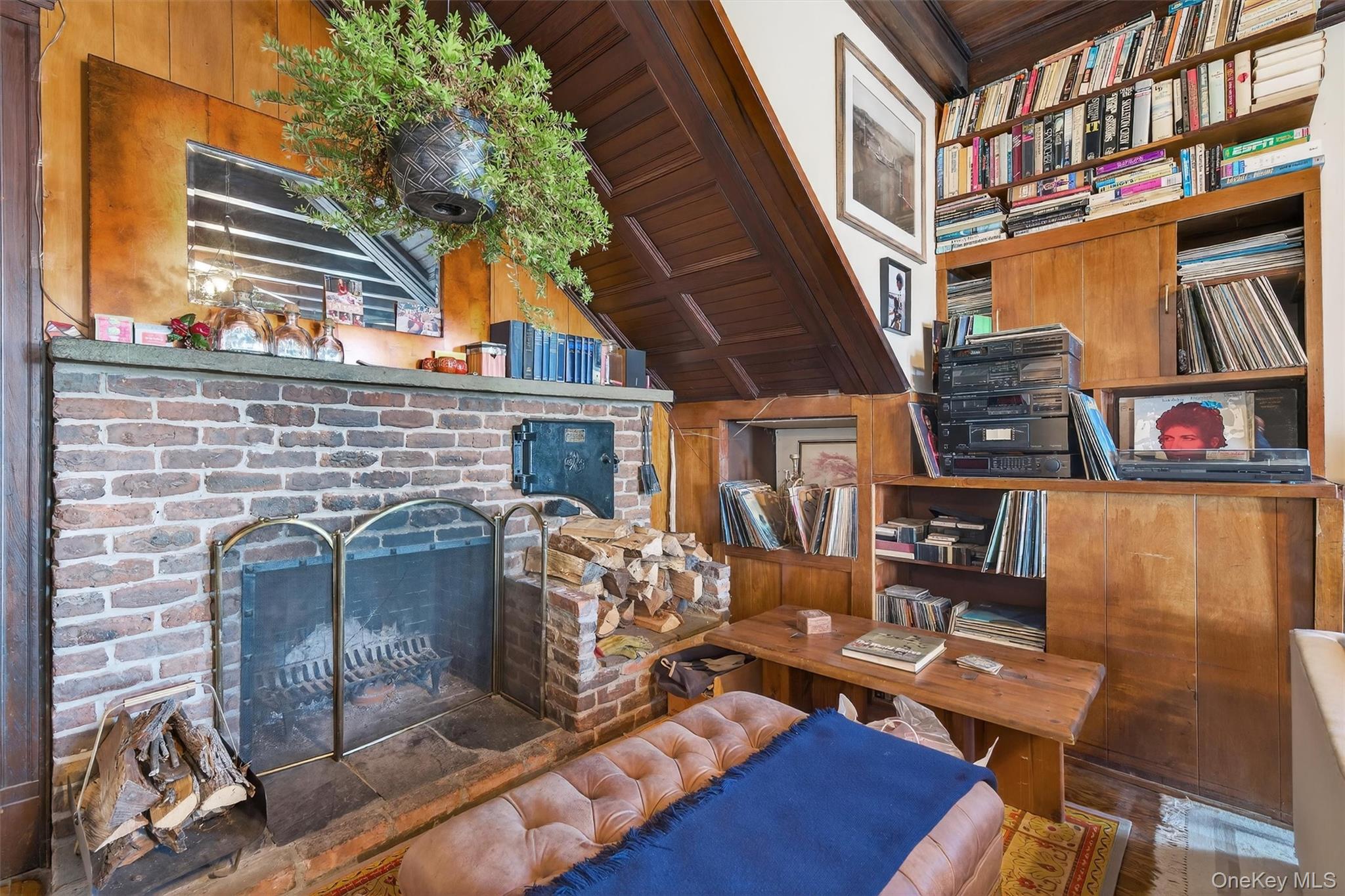 54 Leroy Place, Newburgh, NY 12550