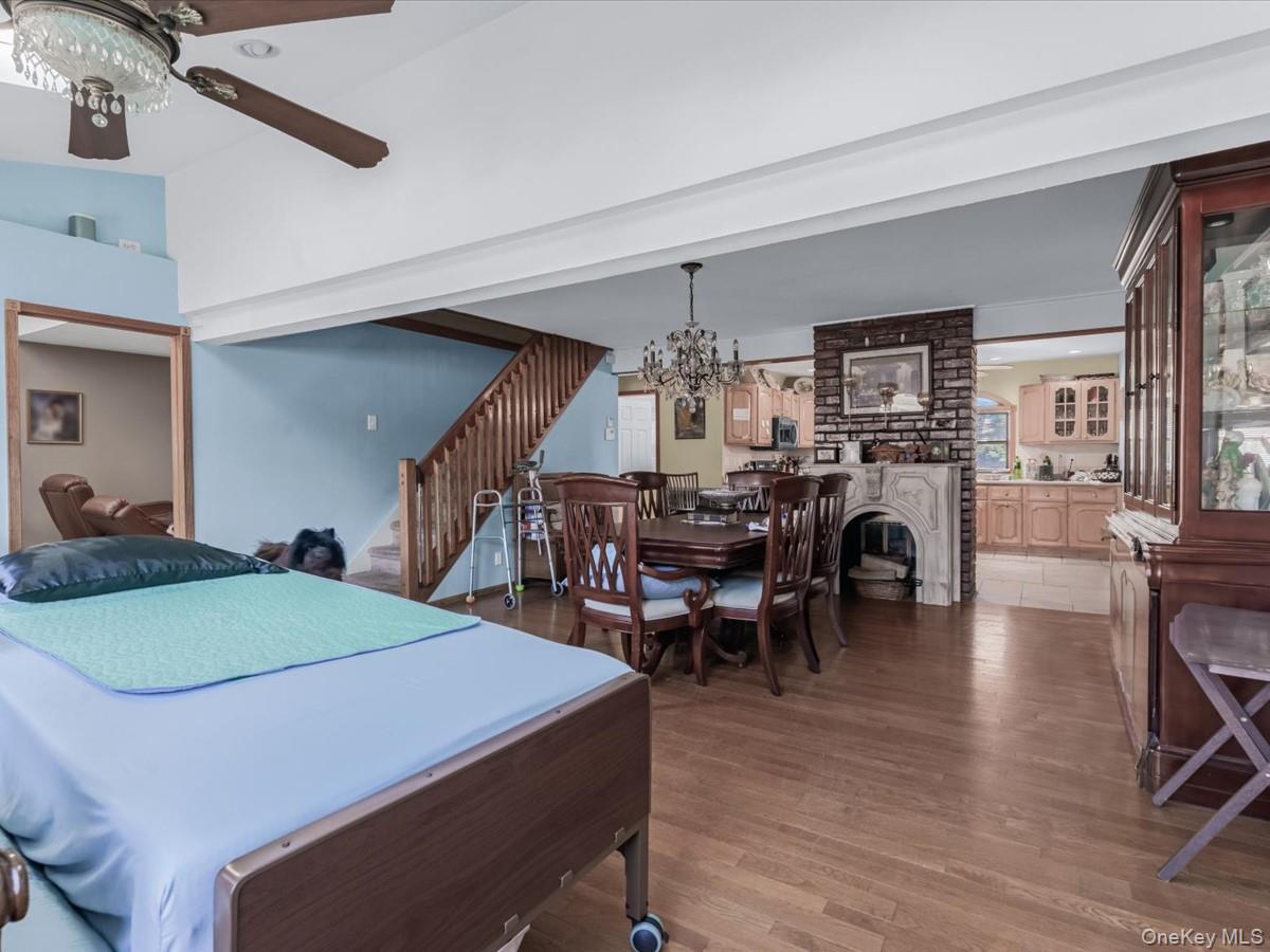 12 Cable Lane, Hicksville, NY 11801