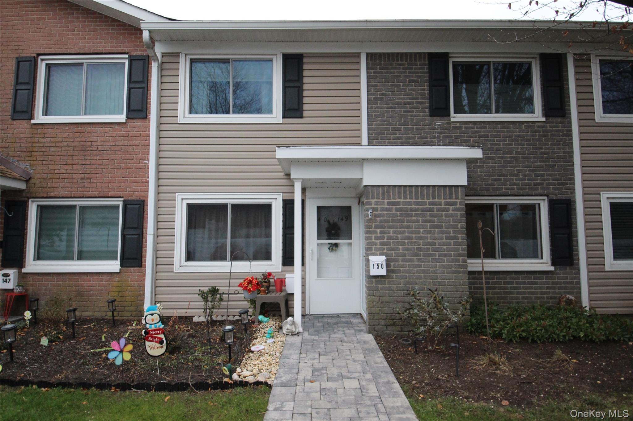 40 W 4th Street # 149, Patchogue, NY 11772