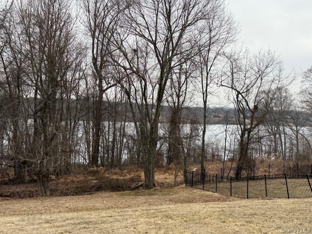 206 Waters Edge, Valley Cottage, NY 10989