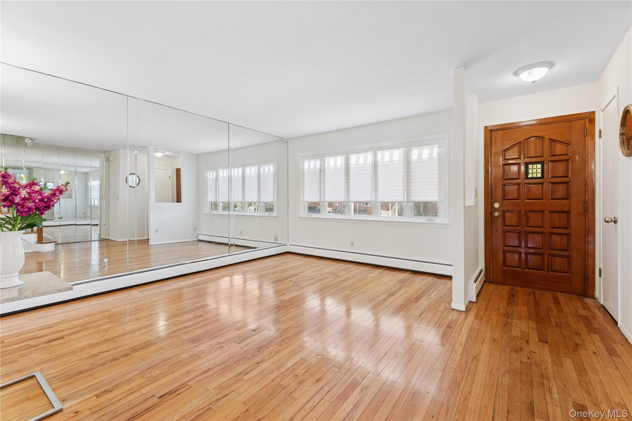 154-27 20th Road, Whitestone, NY 11357