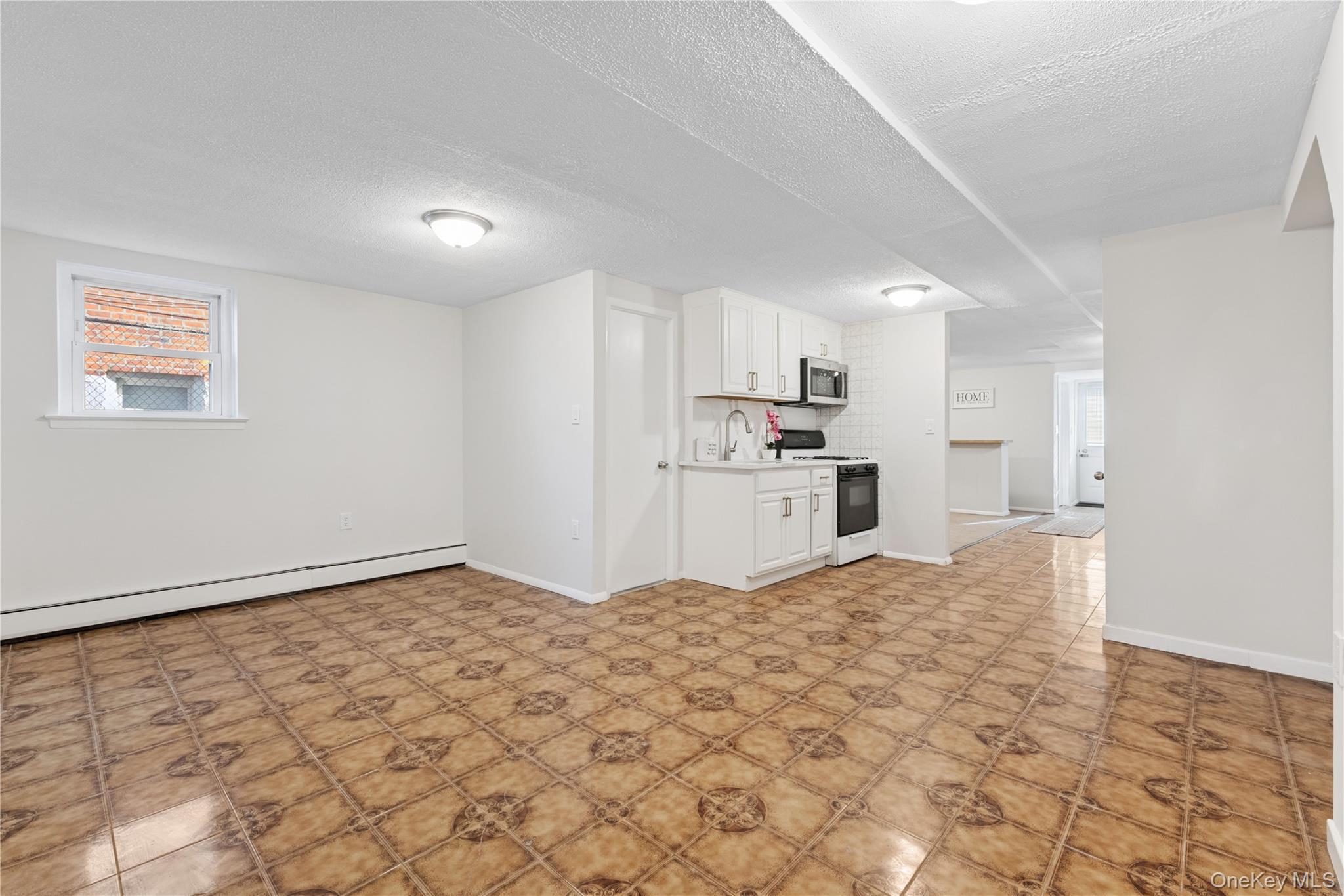 154-27 20th Road, Whitestone, NY 11357