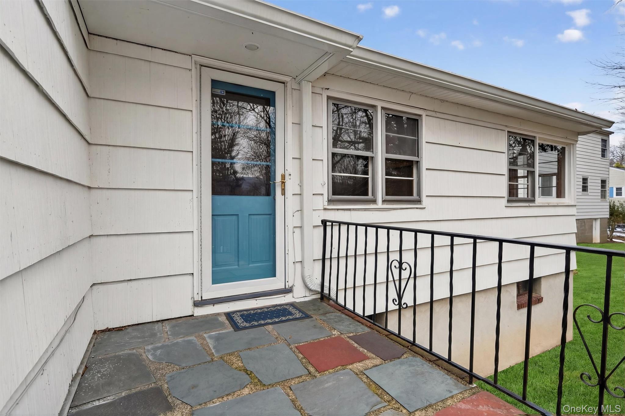 152 Old State Road, Highland Falls, NY 10928