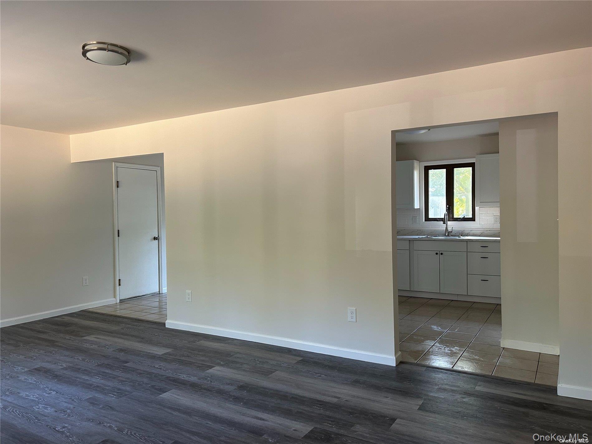 70 J T Boulevard, Riverhead, NY 11901