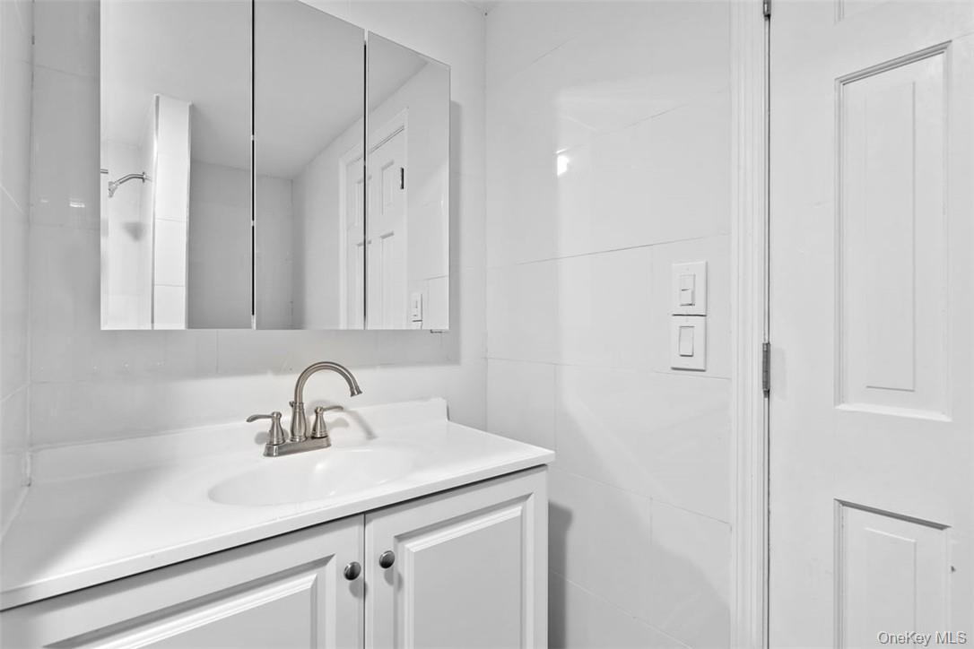 17 Valley Drive, Salisbury Mills, NY 12577