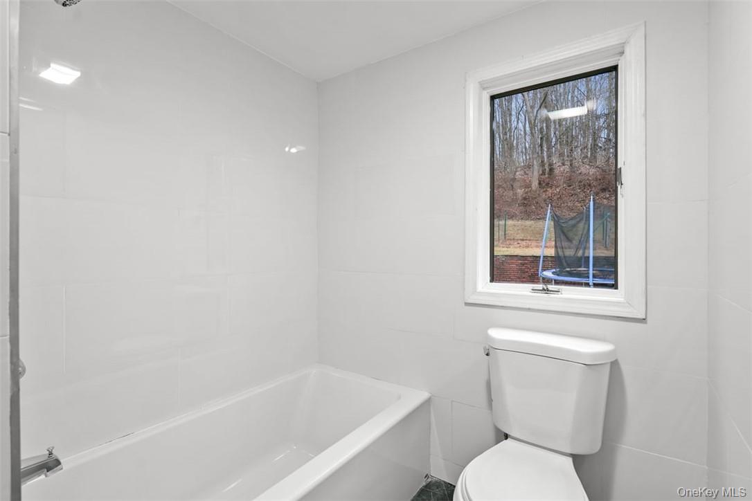 17 Valley Drive, Salisbury Mills, NY 12577