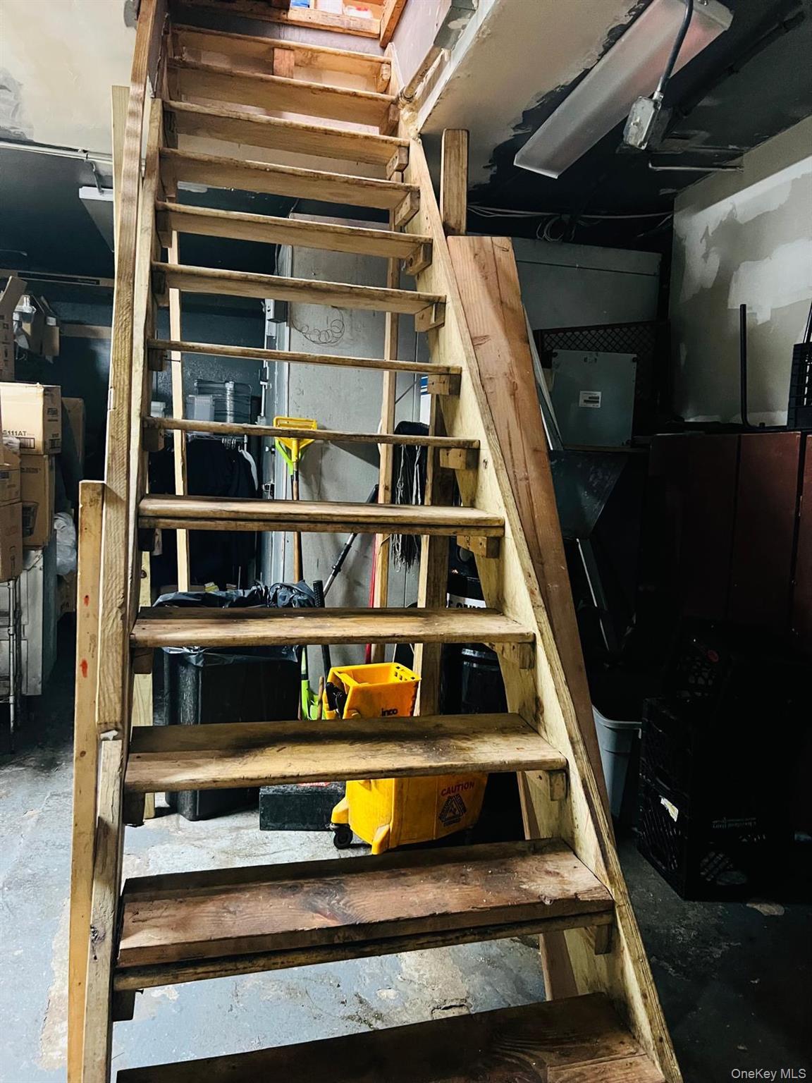 318 W 231 Street # Ground floor, Bronx, NY 10463