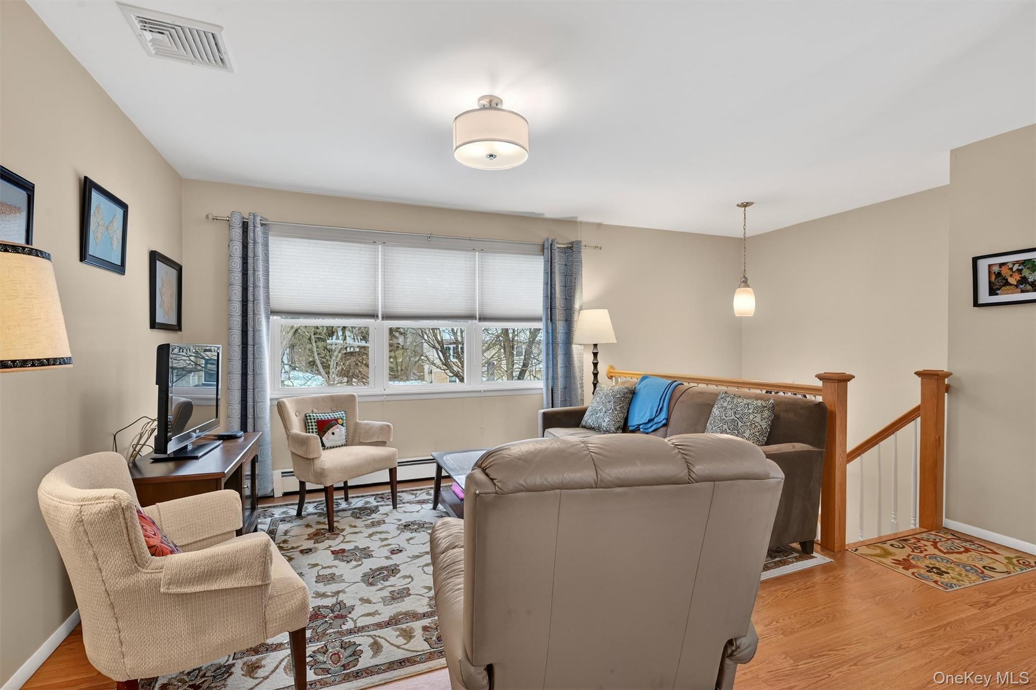 22 Oxford Lane, Harriman, NY 10926