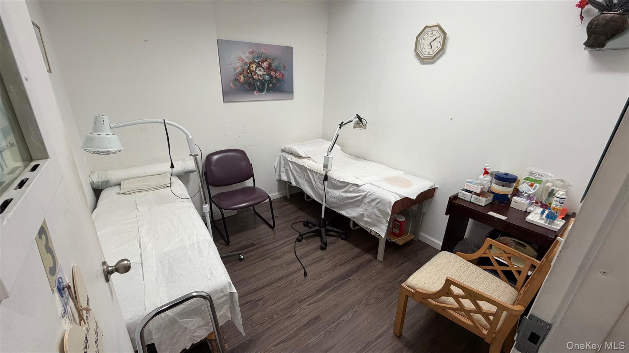 707 Middle Neck Road # 3, Great Neck, NY 11021