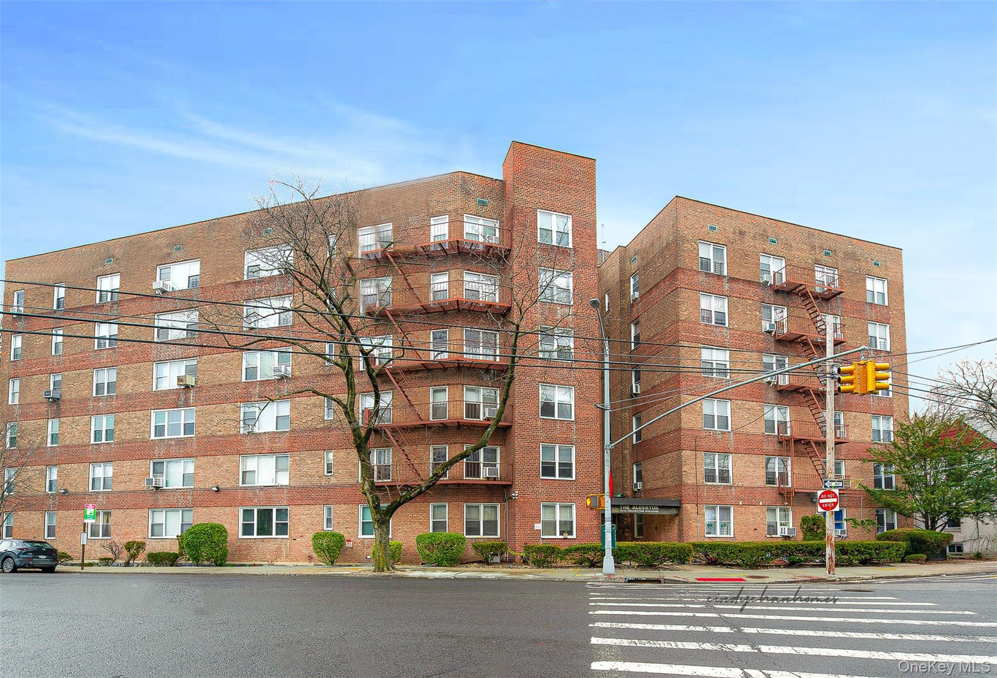 74-45 Yellowstone Boulevard # 2C, Rego Park, NY 11374