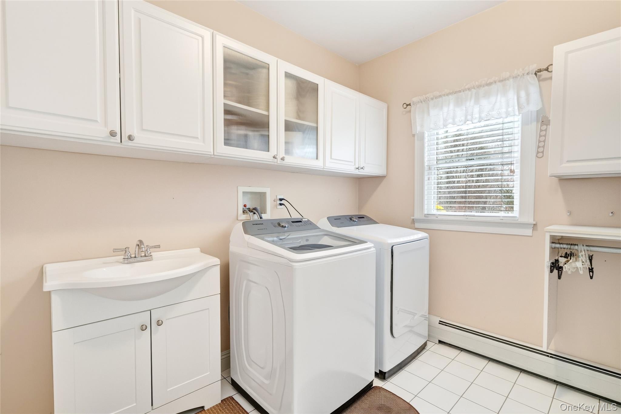 5 Beaver Pond Court, Stony Point, NY 10980