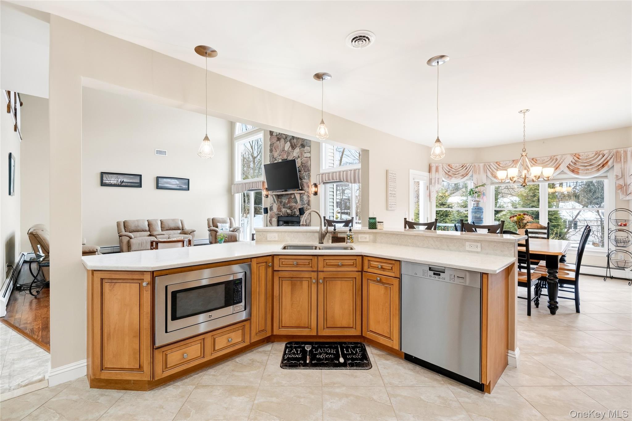 5 Beaver Pond Court, Stony Point, NY 10980