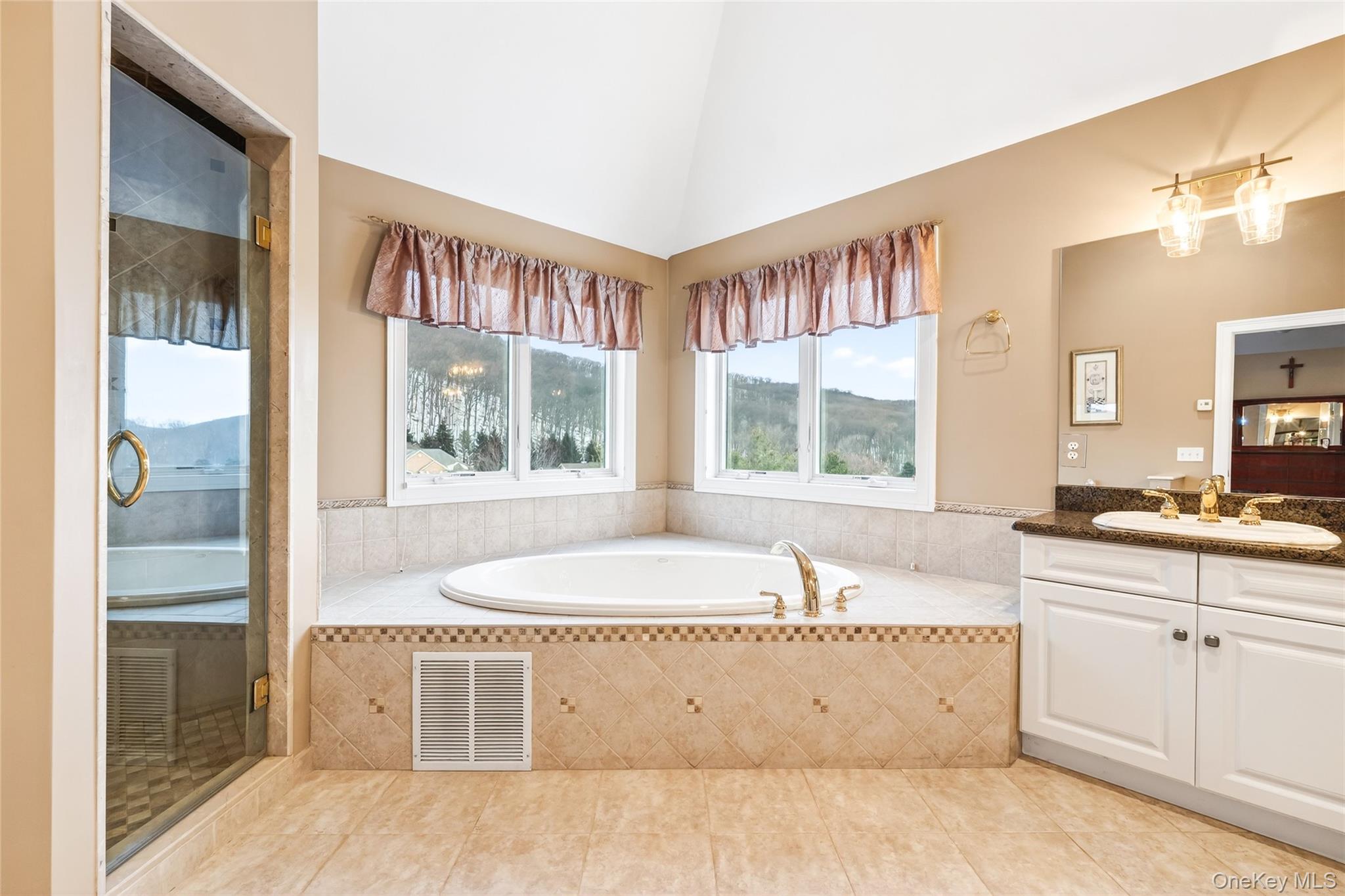 5 Beaver Pond Court, Stony Point, NY 10980