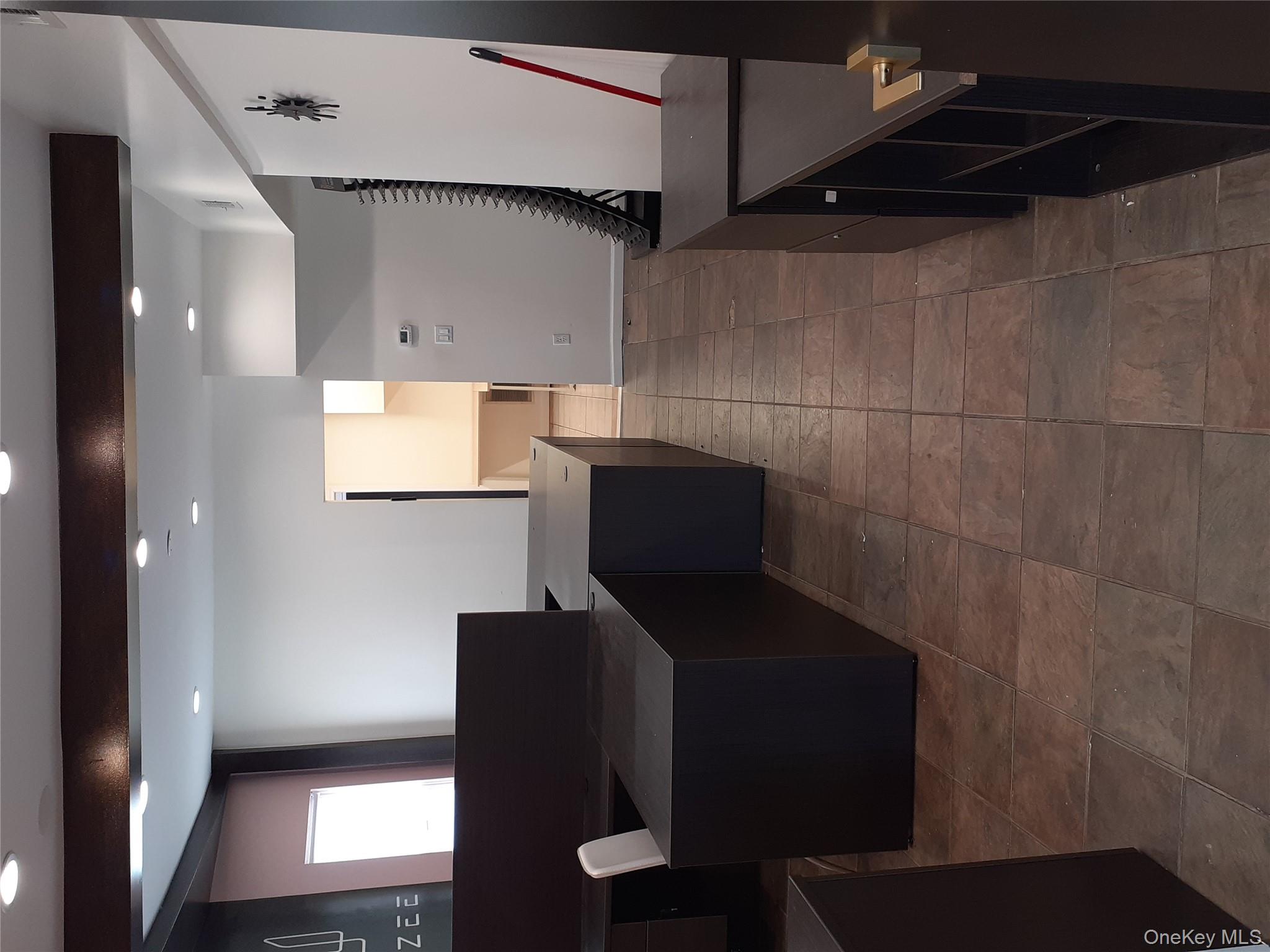 683 State Route 17M, Monroe, NY 10950