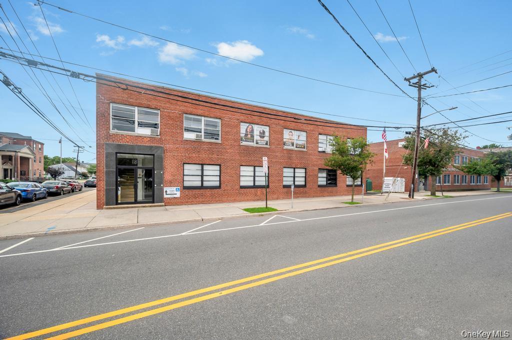 185 Willis Avenue # 1, Mineola, NY 11501