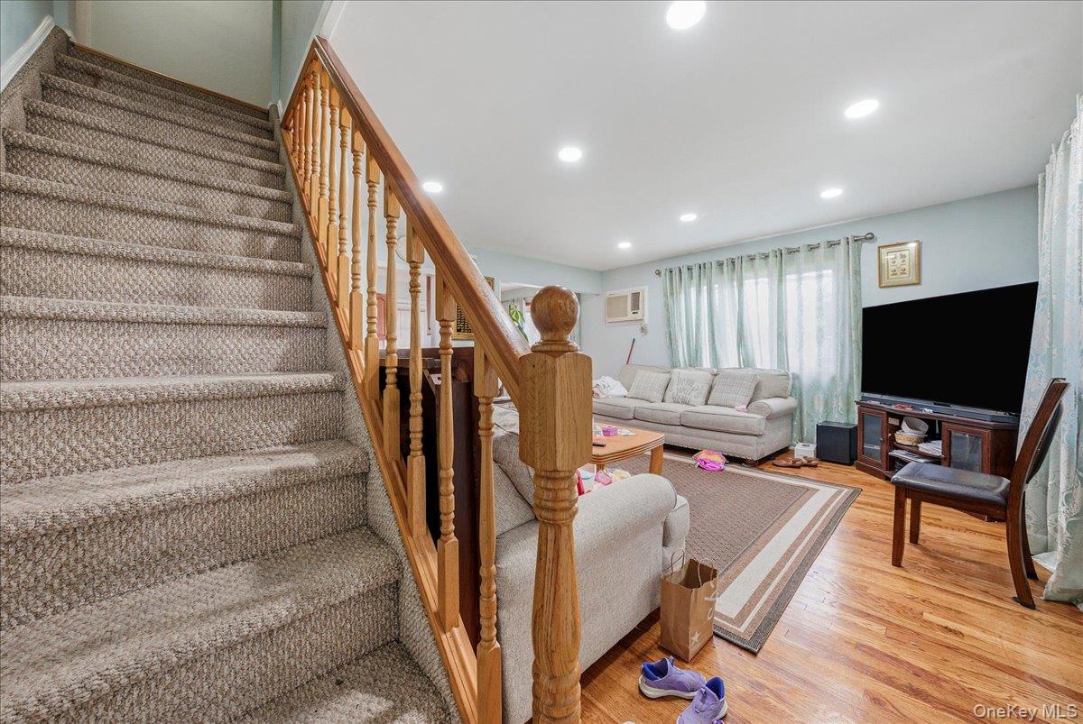 11 Crescent Street, Hicksville, NY 11801