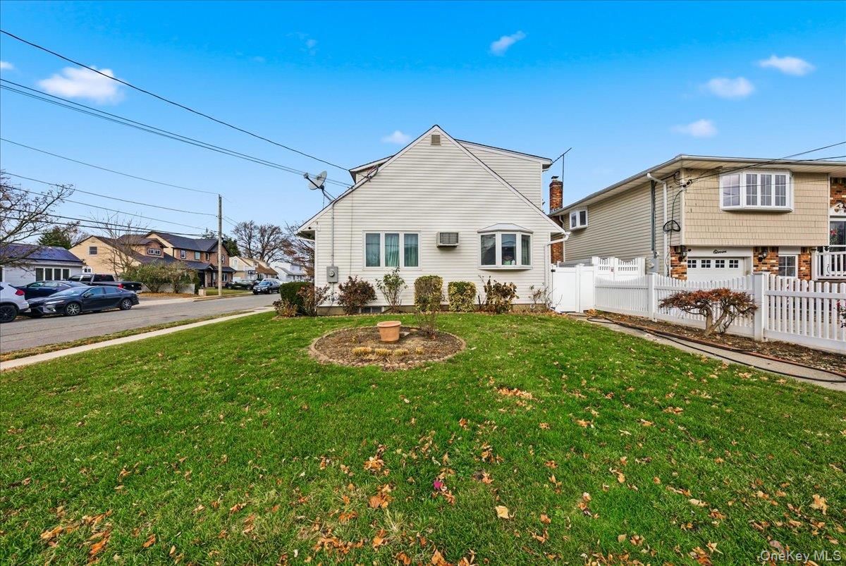 11 Crescent Street, Hicksville, NY 11801