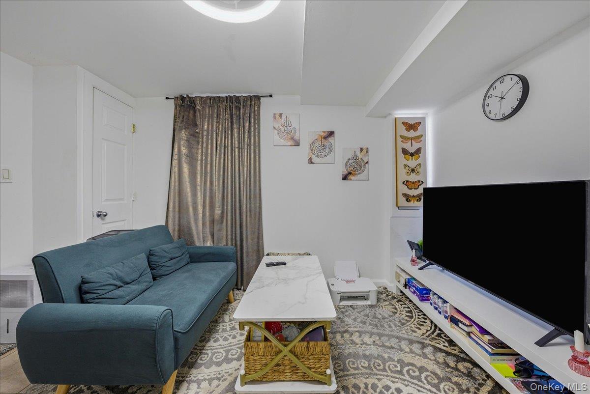 11 Crescent Street, Hicksville, NY 11801