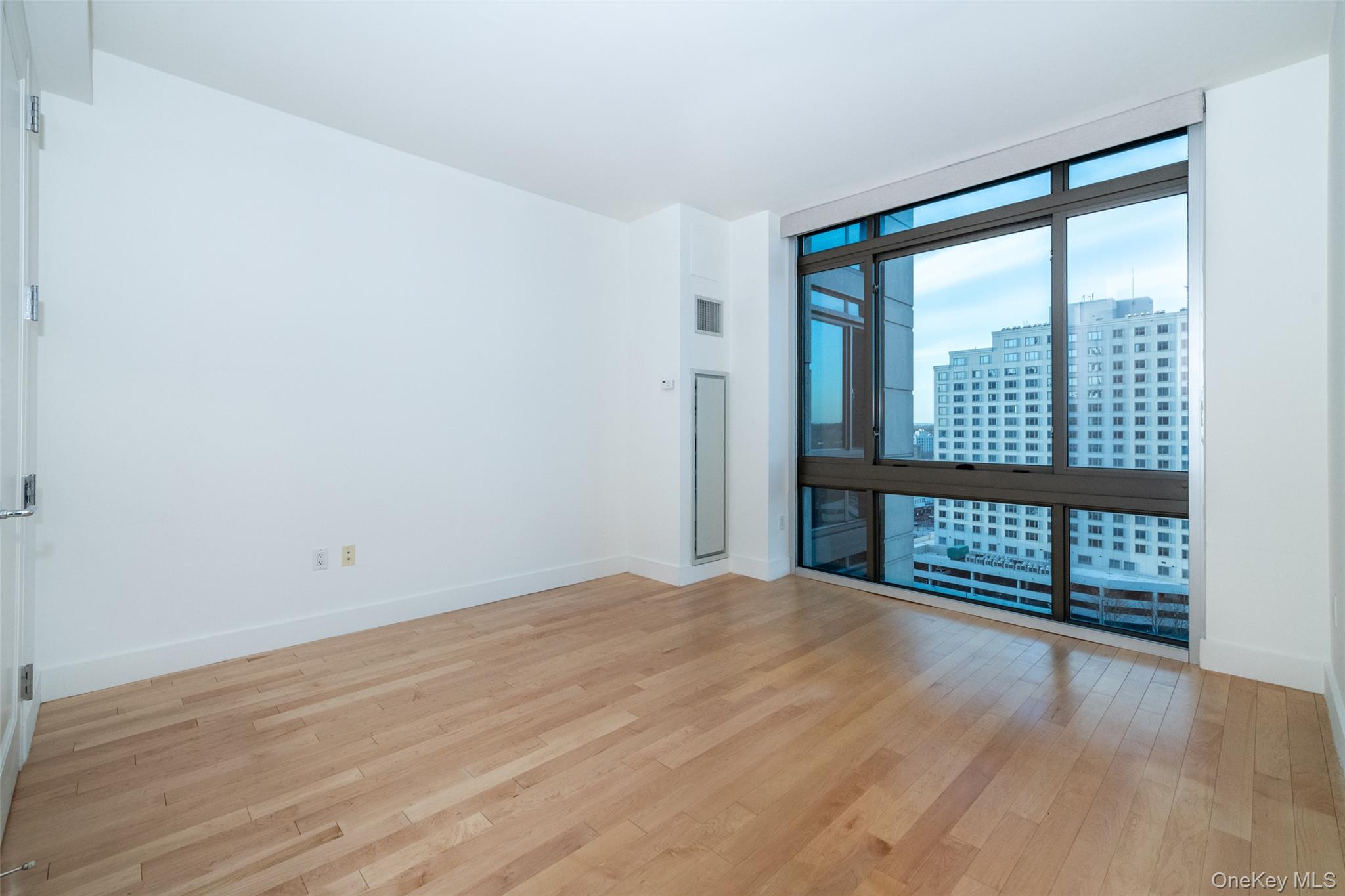 175 Huguenot Street # 1401, New Rochelle, NY 10801