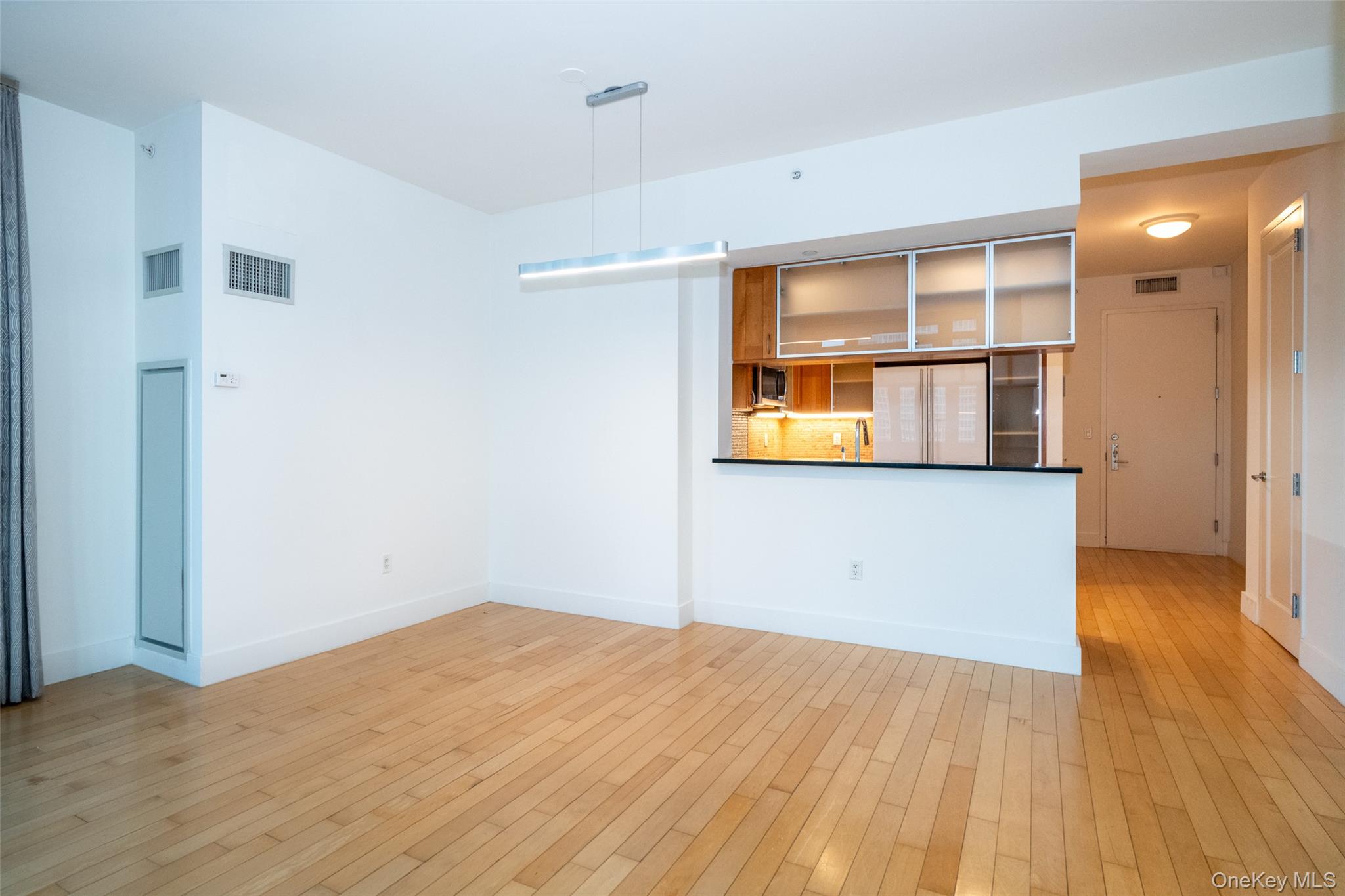 175 Huguenot Street # 1401, New Rochelle, NY 10801