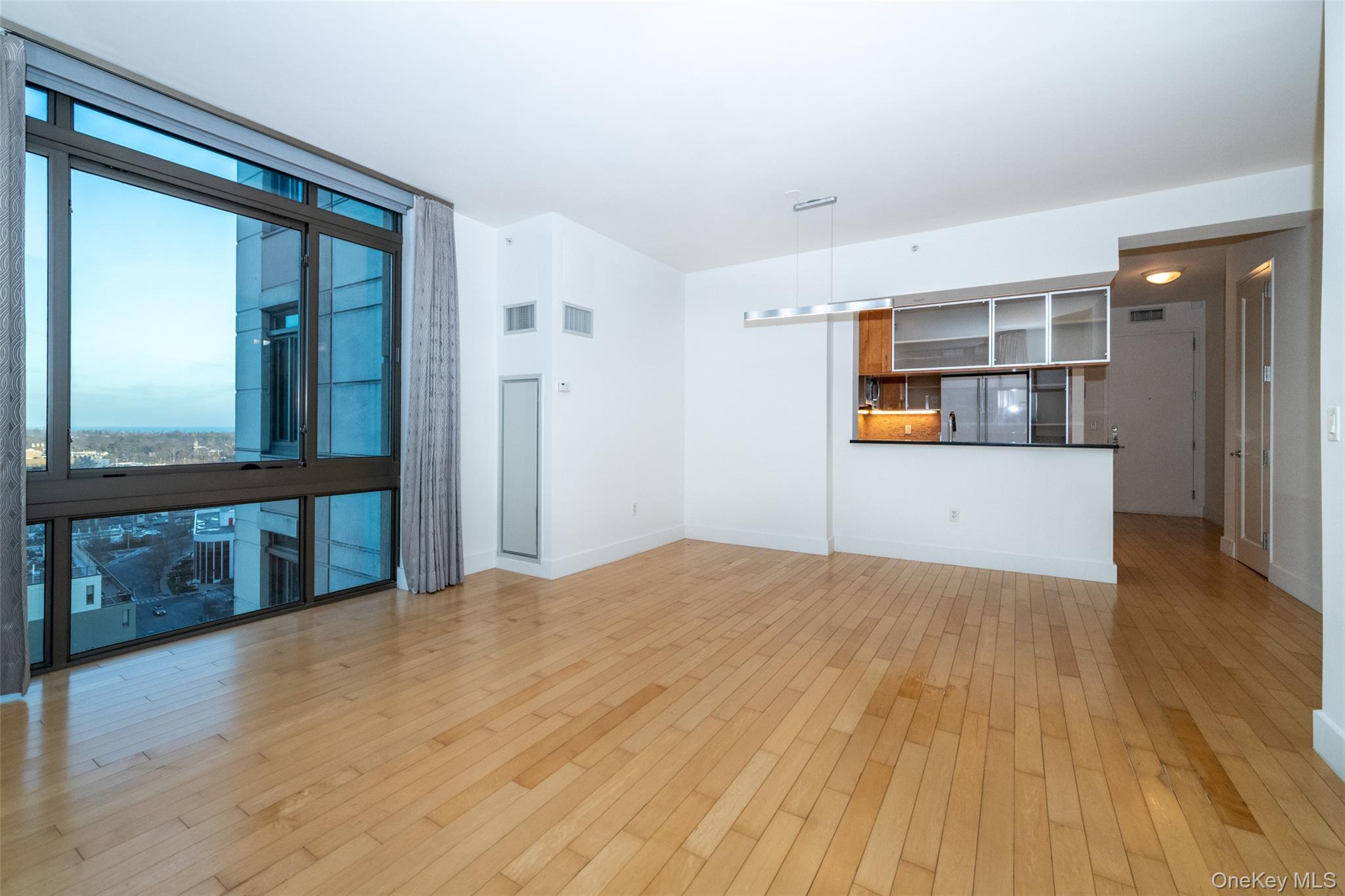 175 Huguenot Street # 1401, New Rochelle, NY 10801