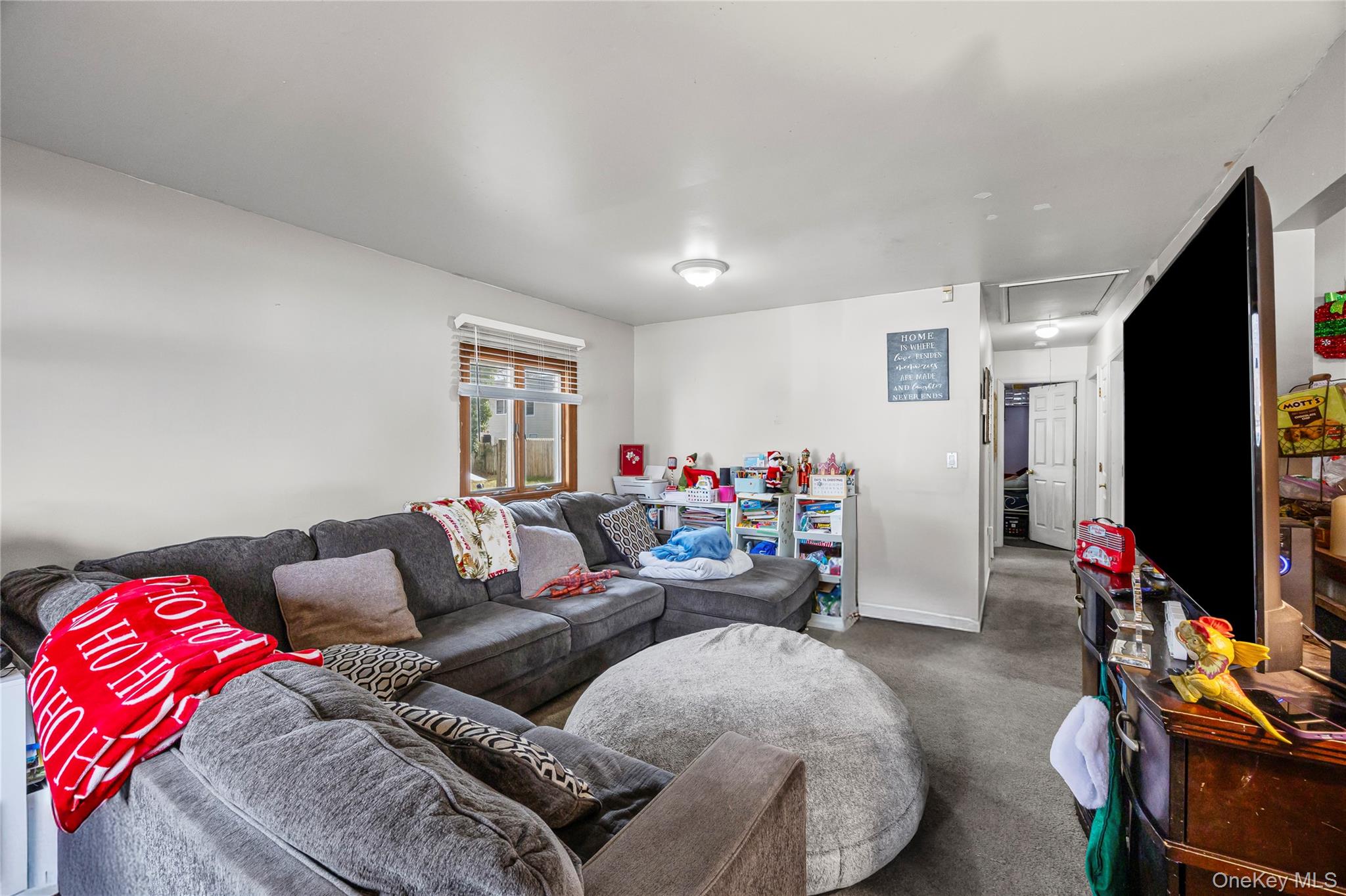 40 Fairview Drive, Shirley, NY 11967