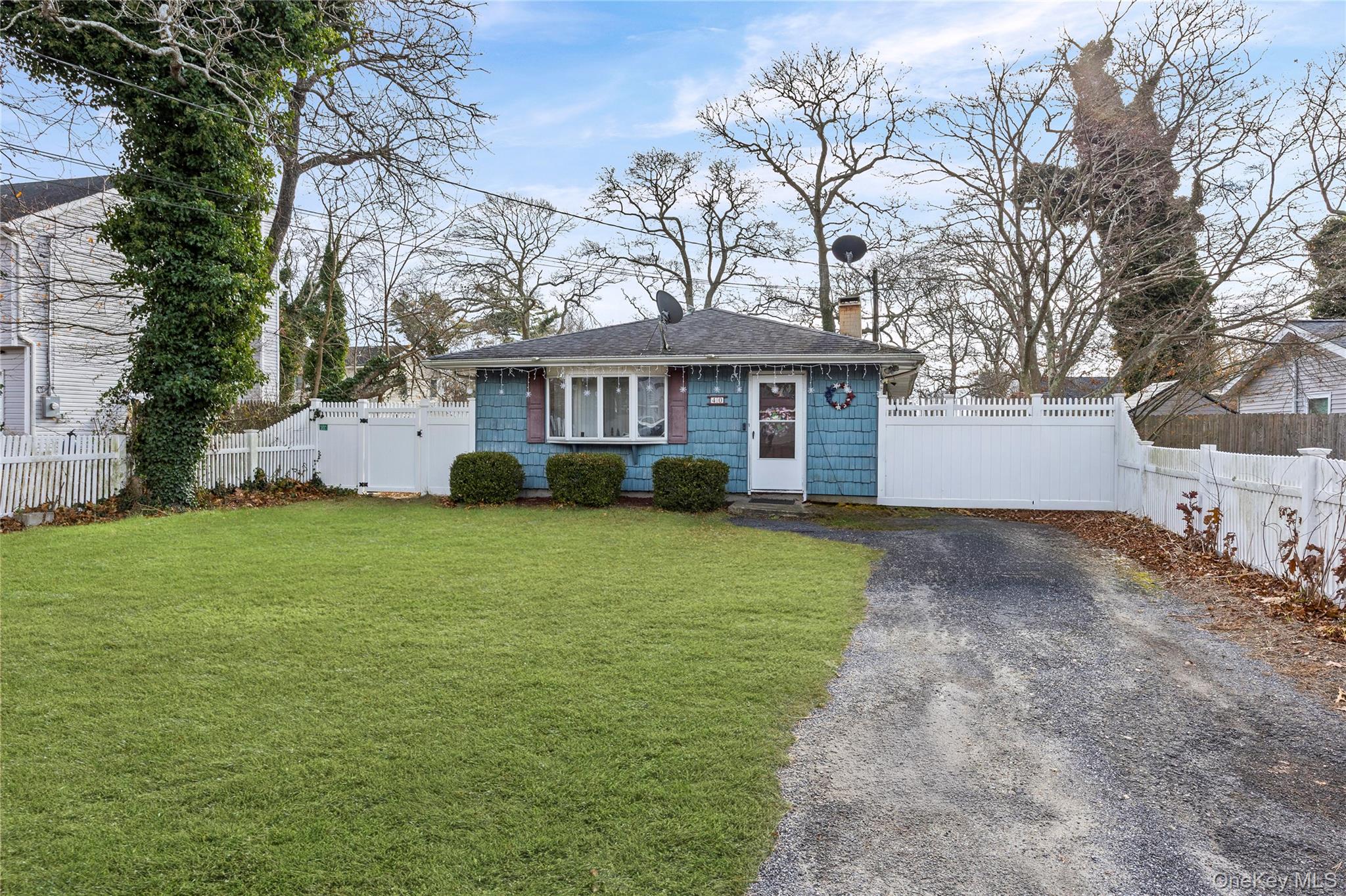 40 Fairview Drive, Shirley, NY 11967