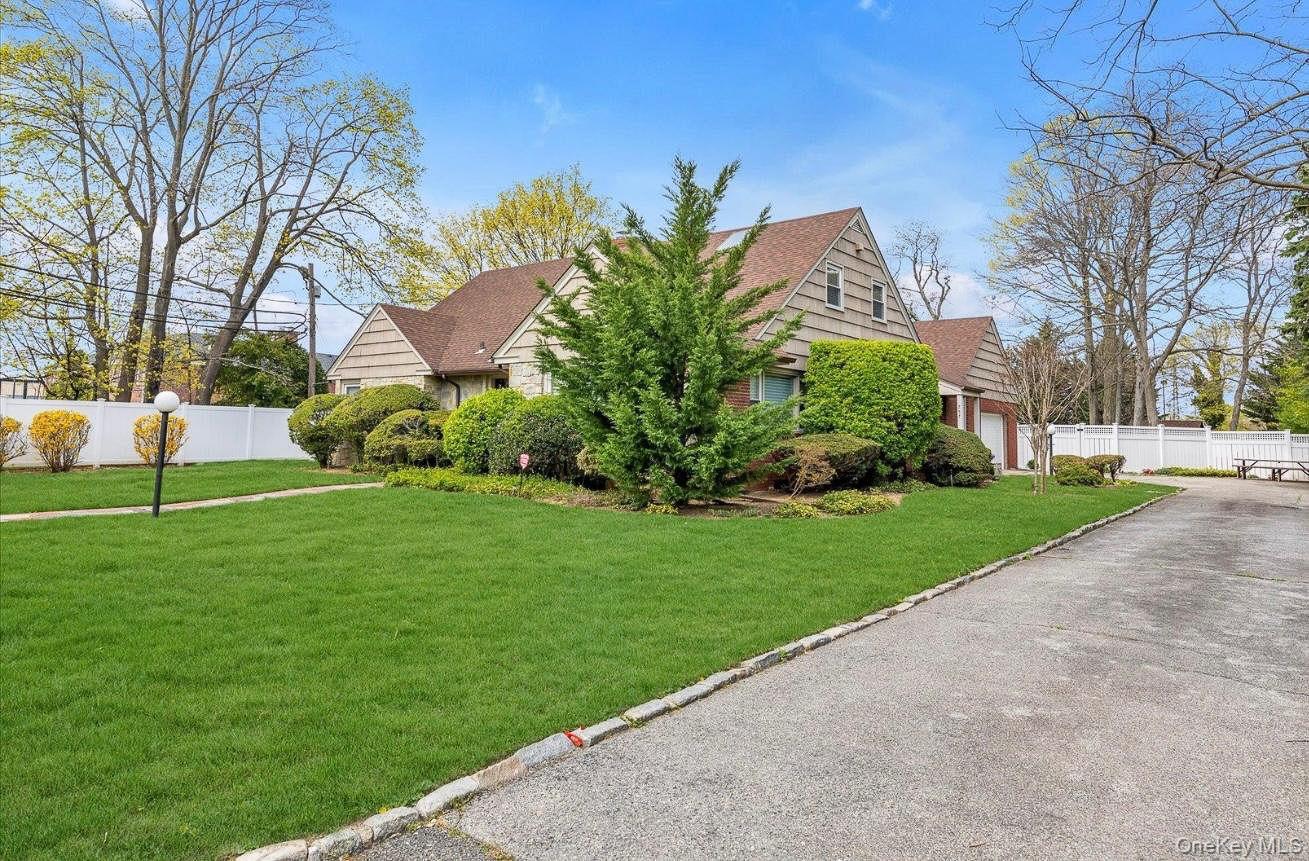 757 Bixby Drive, Baldwin, NY 11510