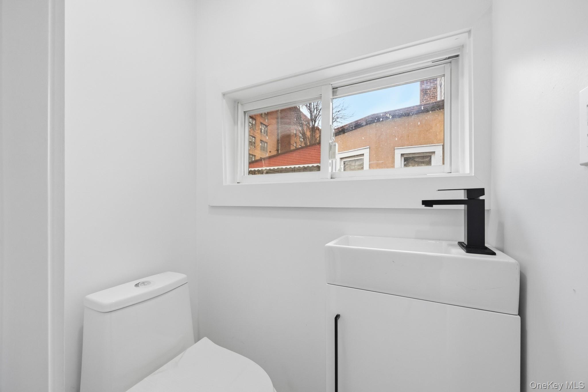 4365 De Reimer Avenue, Bronx, NY 10466