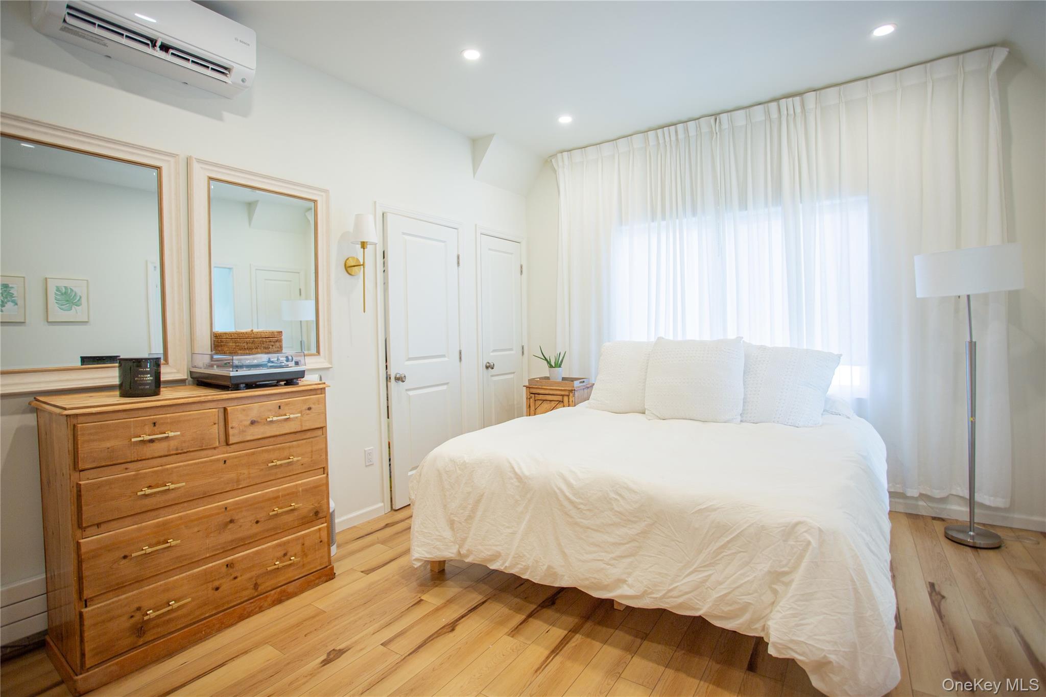 2175 Bay Boulevard, Atlantic Beach, NY 11509